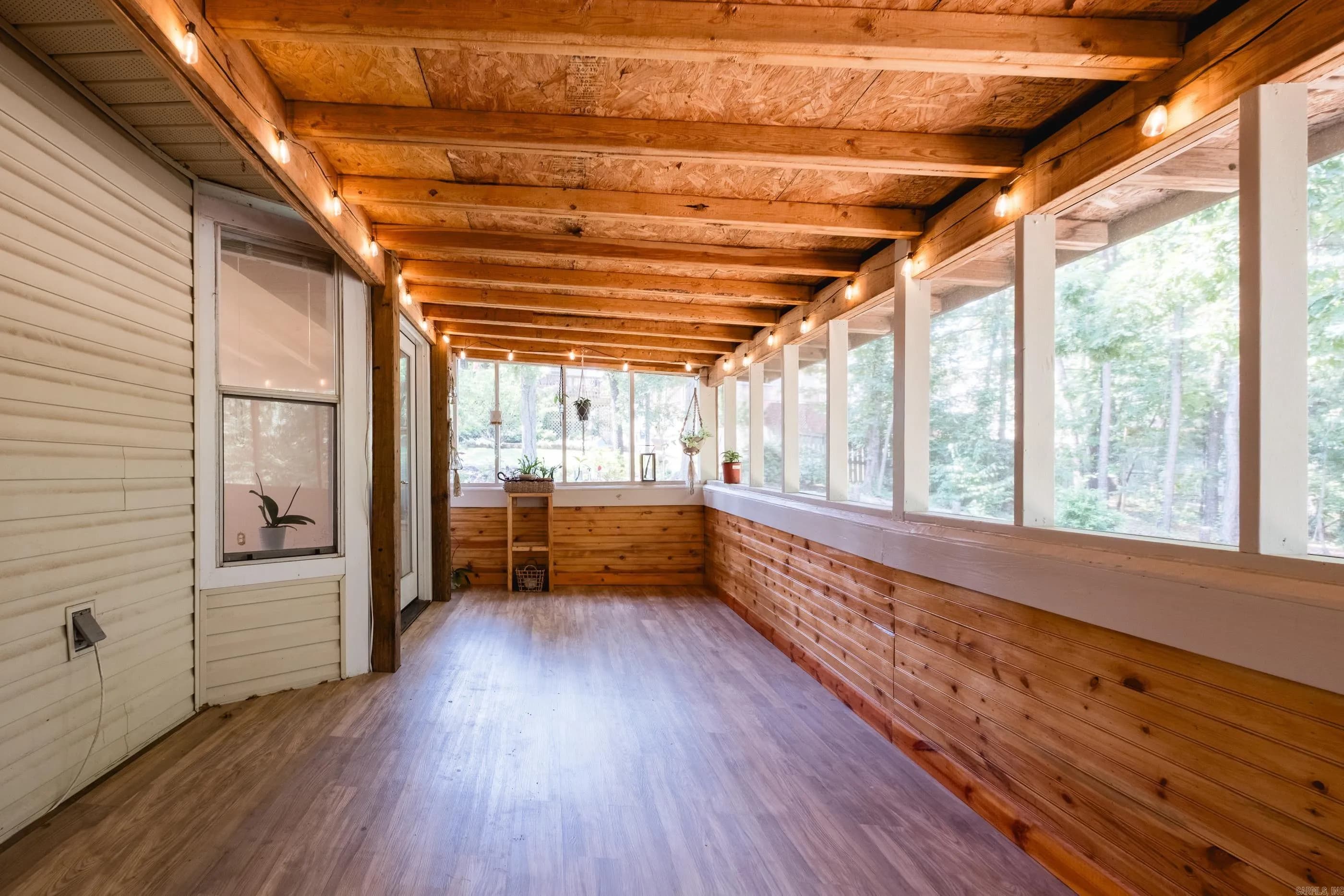 Property at 97  Emerald - Image 38