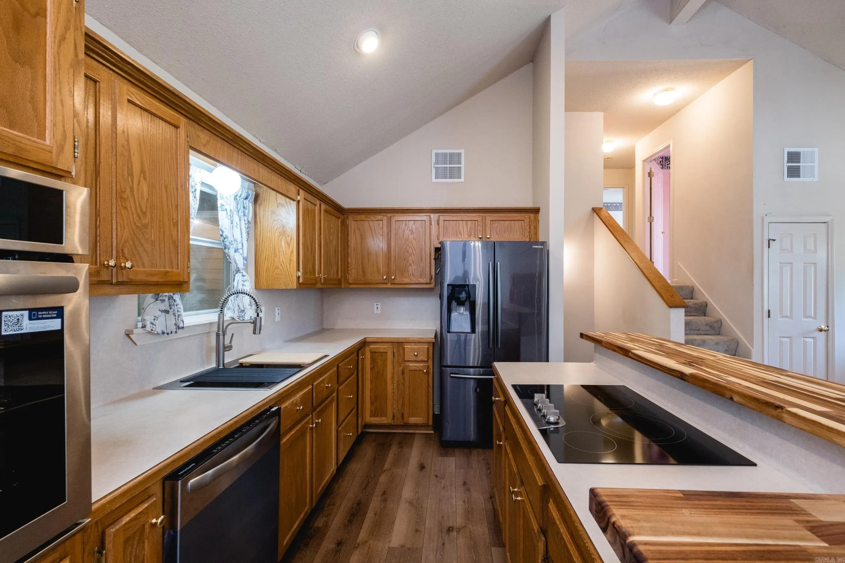Property at 97  Emerald - Image 17