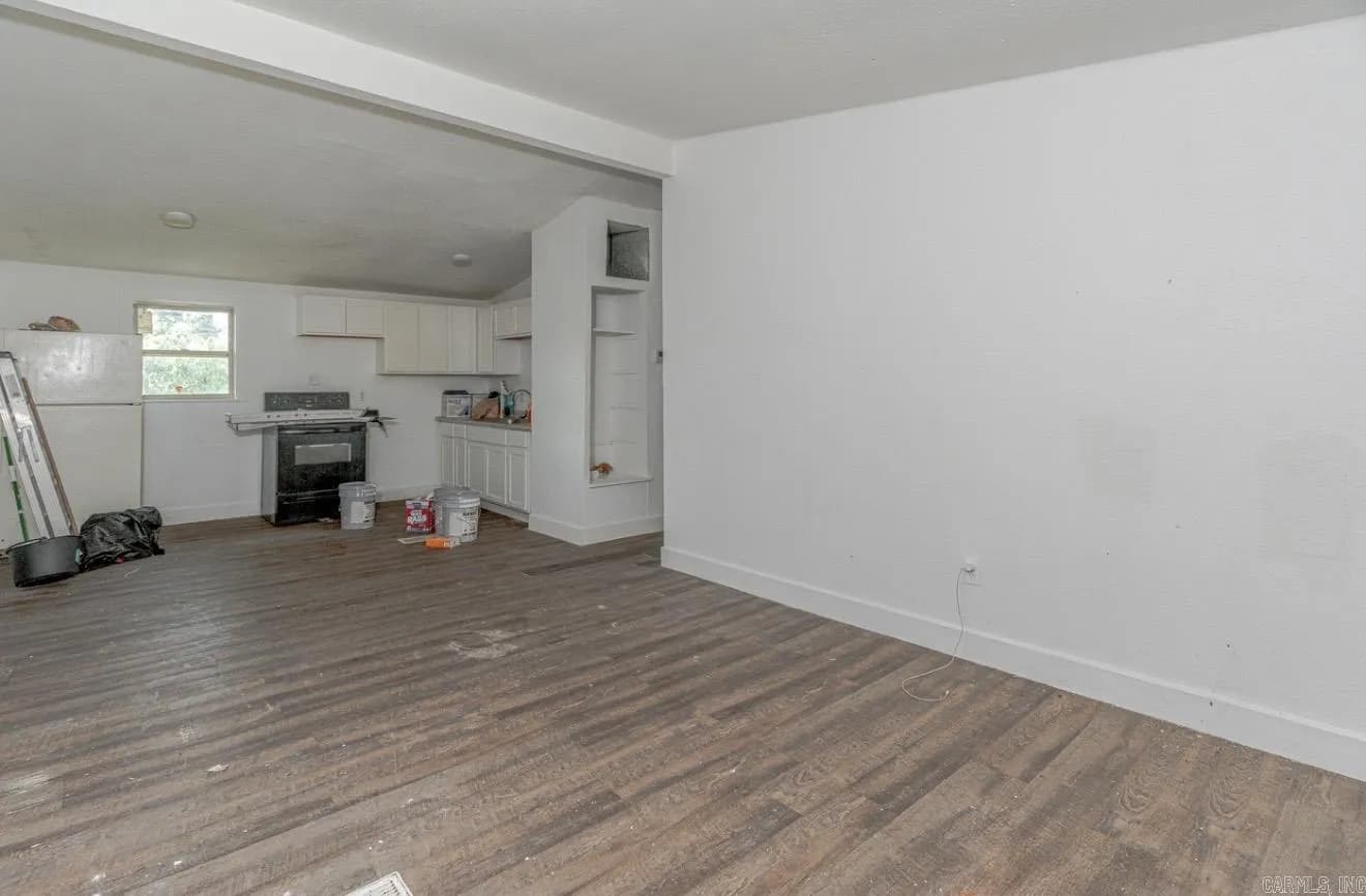 Property at 1812  Fairlane ave - Image 8