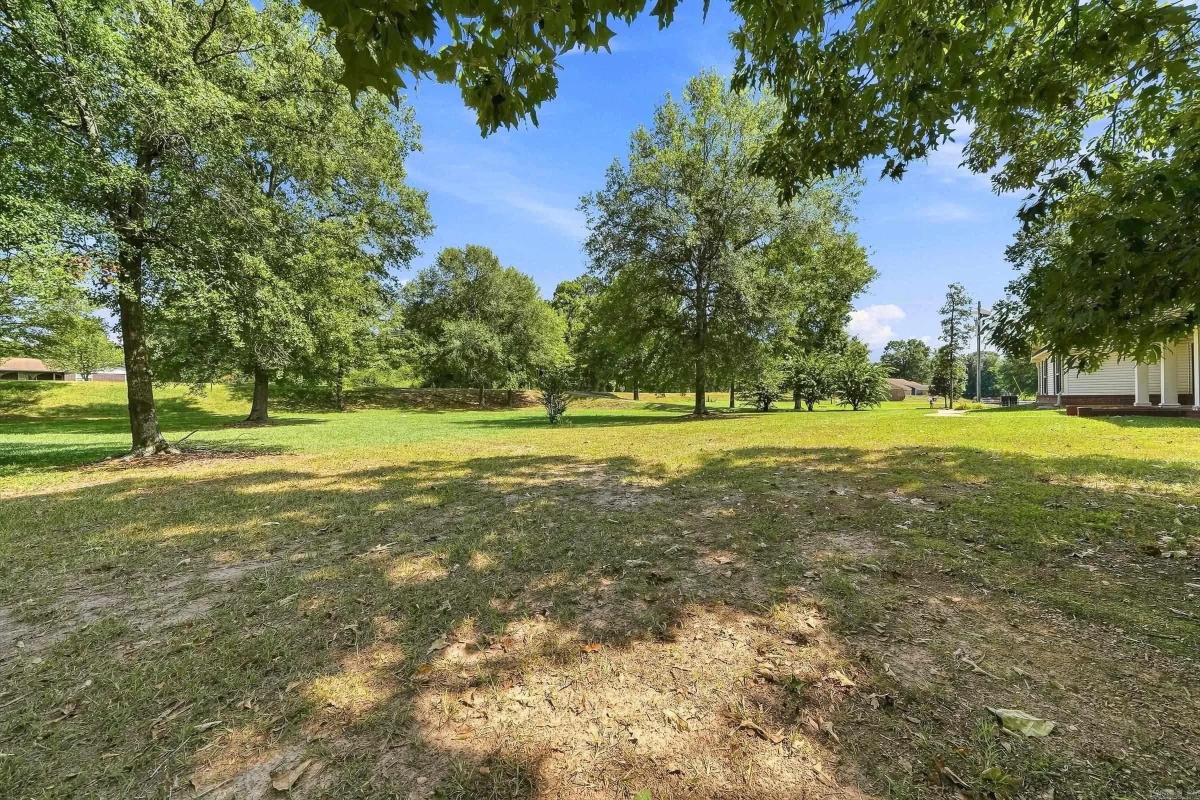 Property at 621  Crosstrails - Image 50