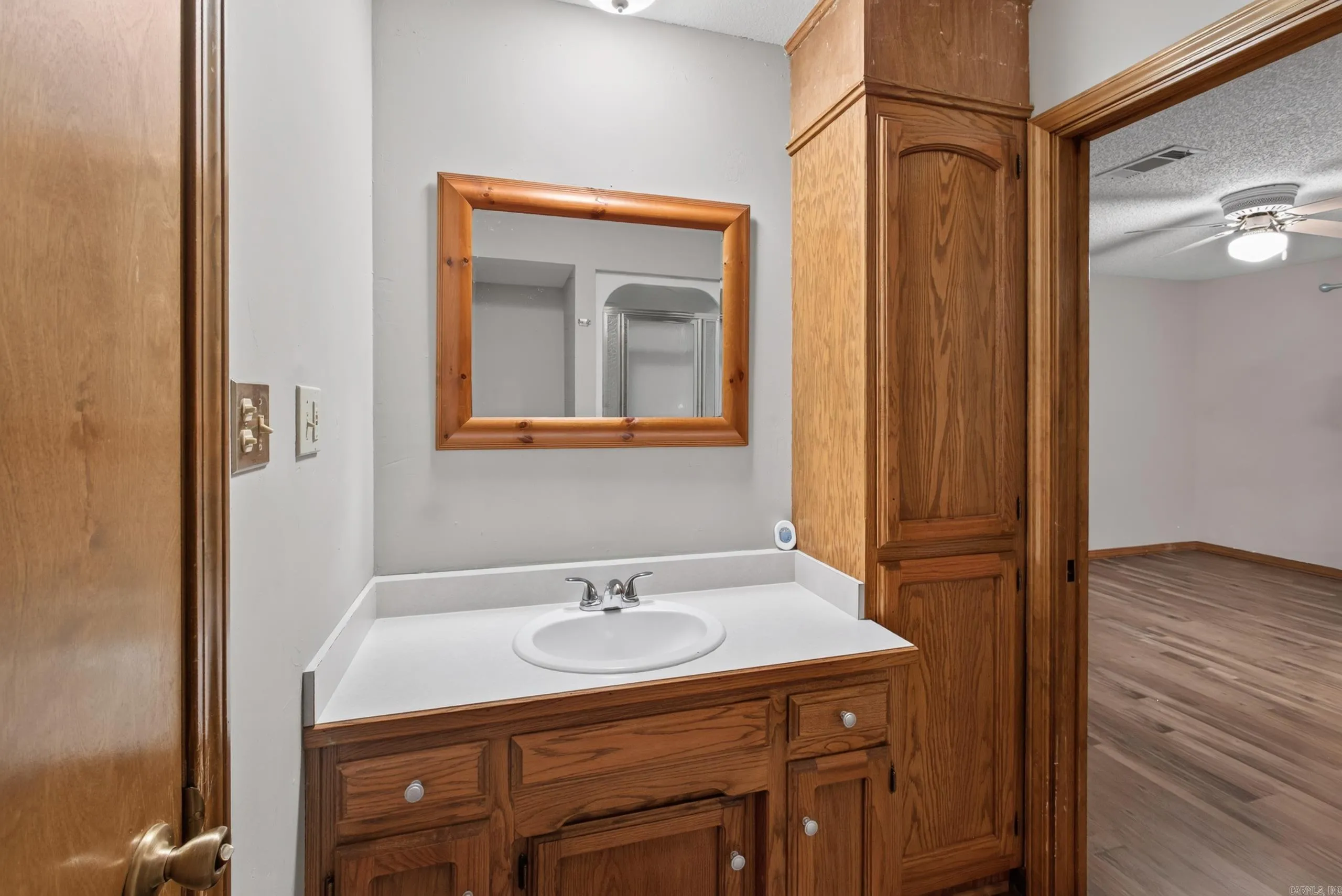 Property at 2850  Sylvia - Image 20