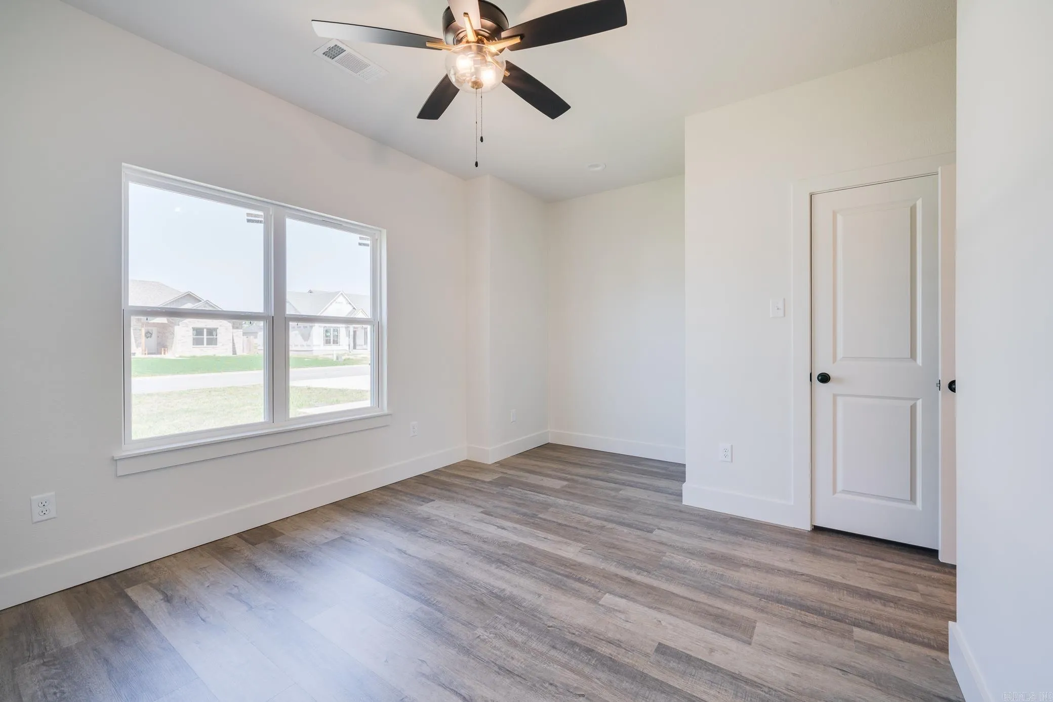 Property at 8  Dandelion drive - Image 28