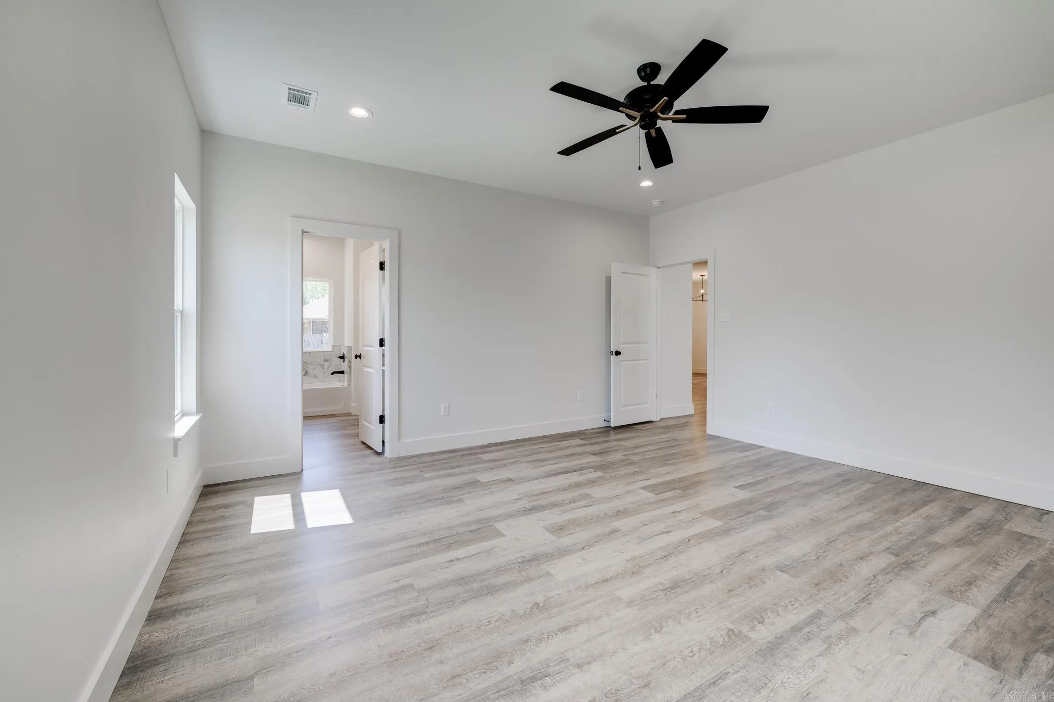 Property at 8  Dandelion drive - Image 20