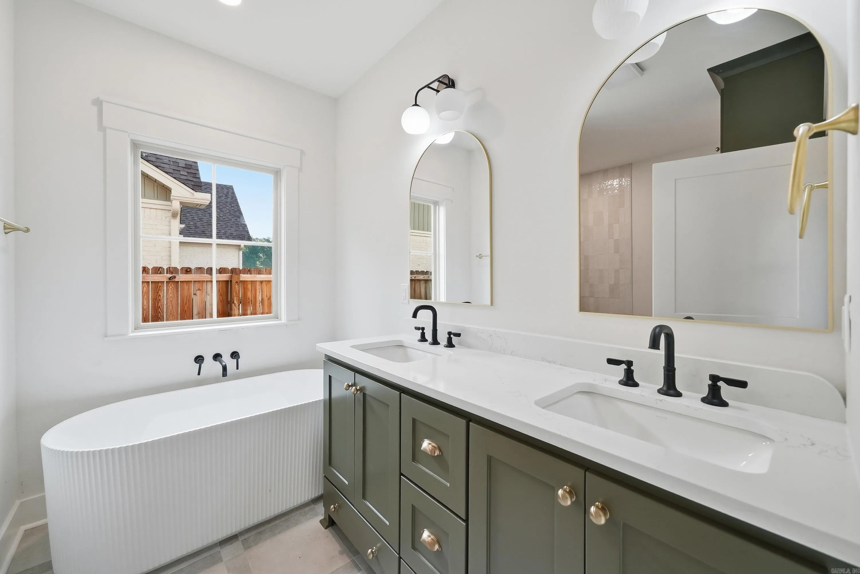 Property at 4  Songbird - Image 26