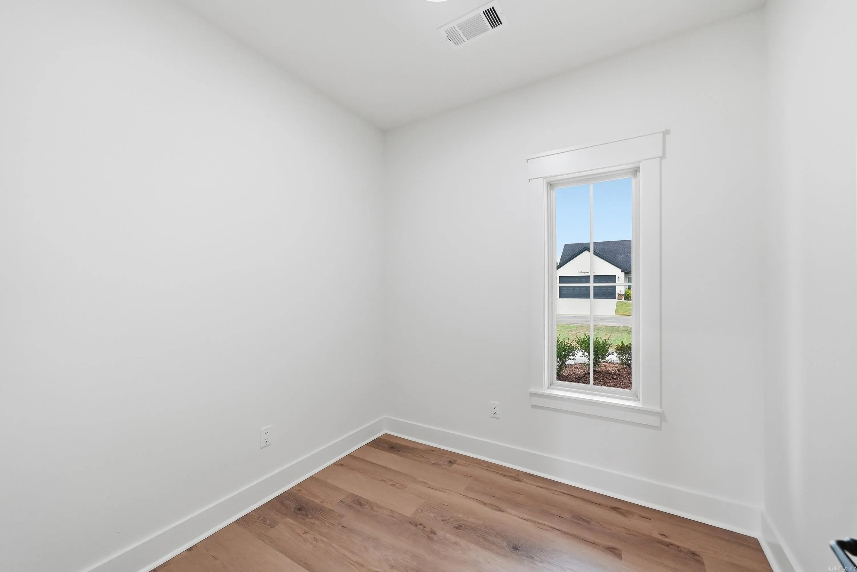 Property at 4  Songbird - Image 35