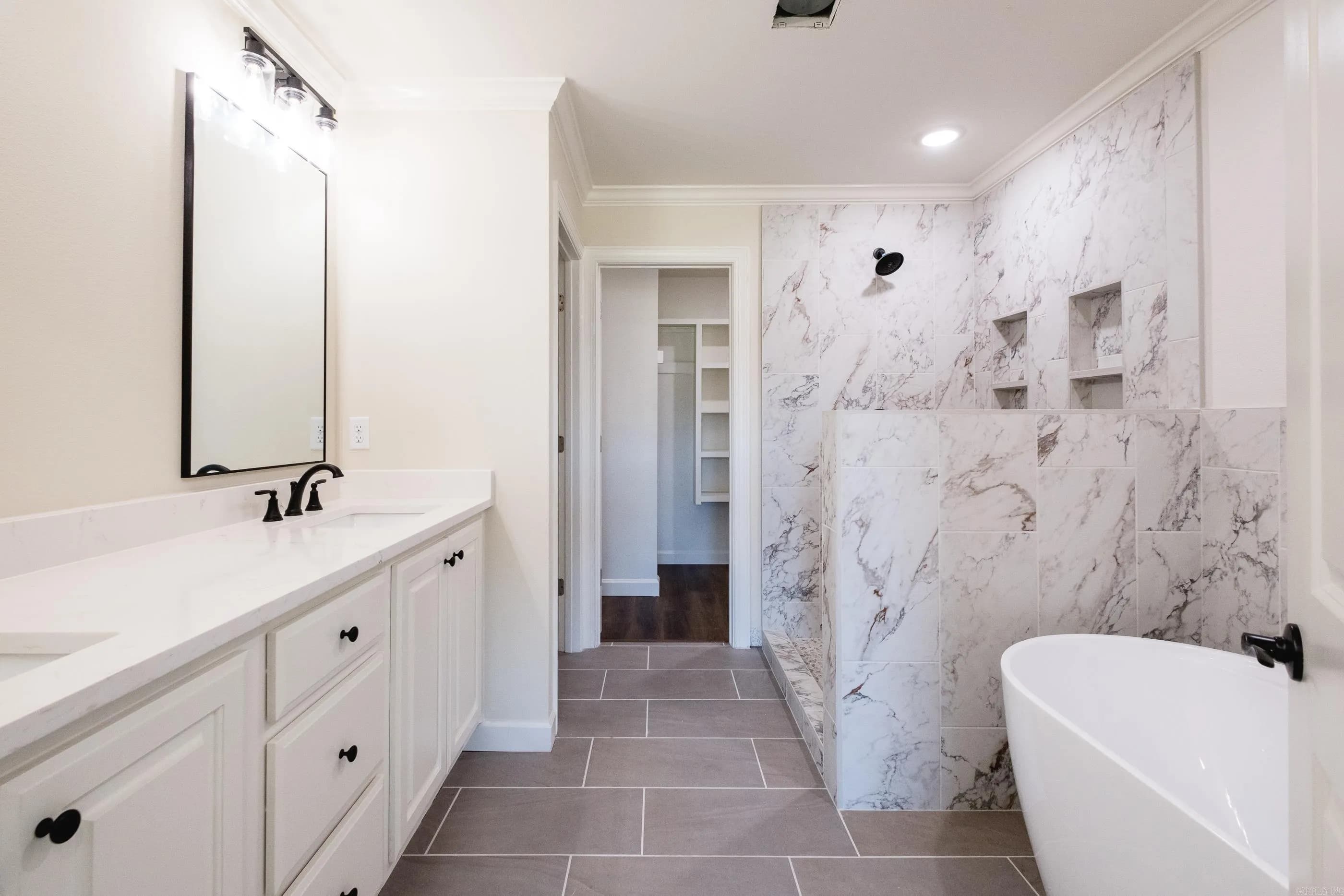 Property at 71  Corniche cove - Image 29
