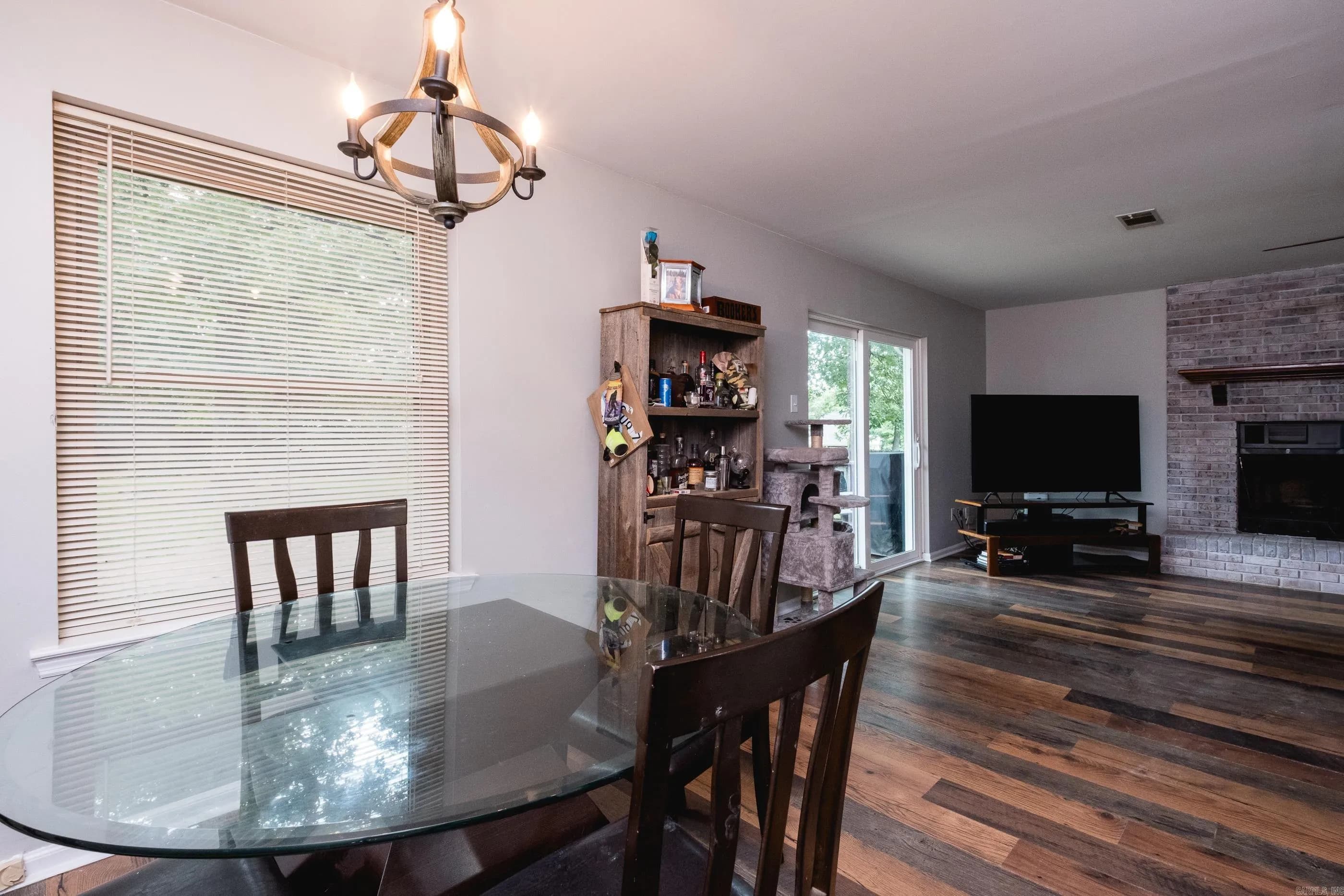 Property at 4  Oak forest - Image 9
