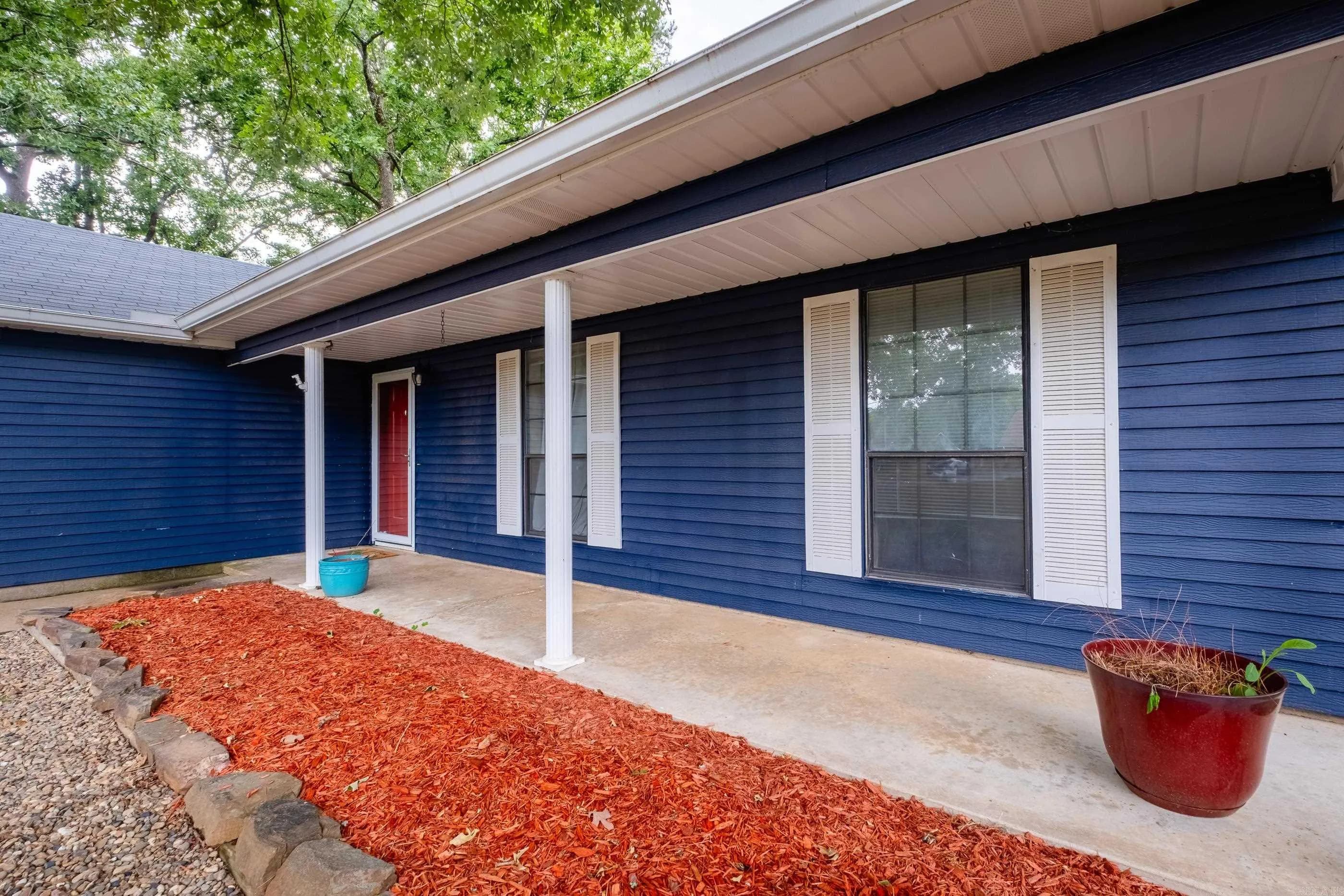 Property at 4  Oak forest - Image 4
