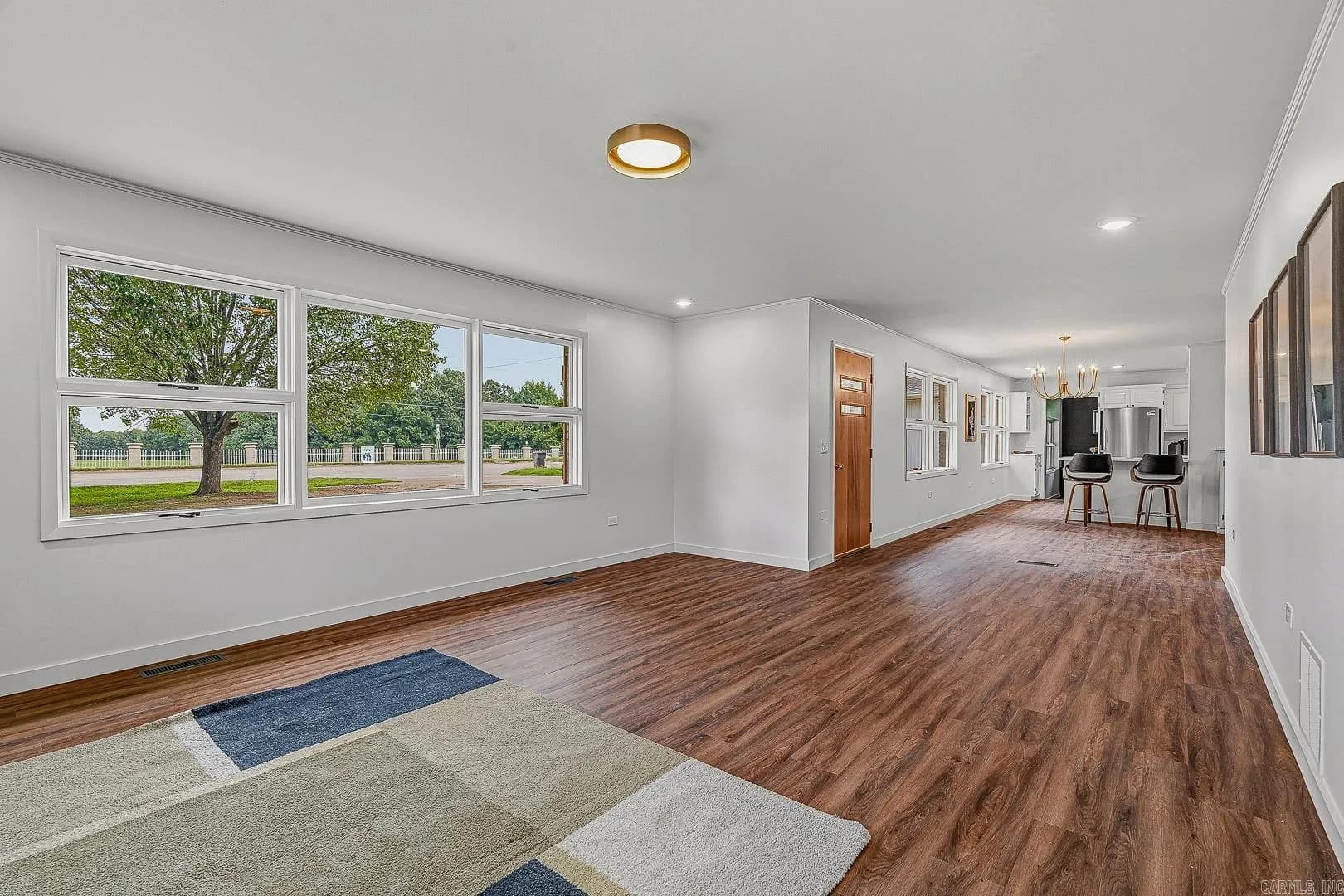 Property at 3700 W Kingshighway - Image 11