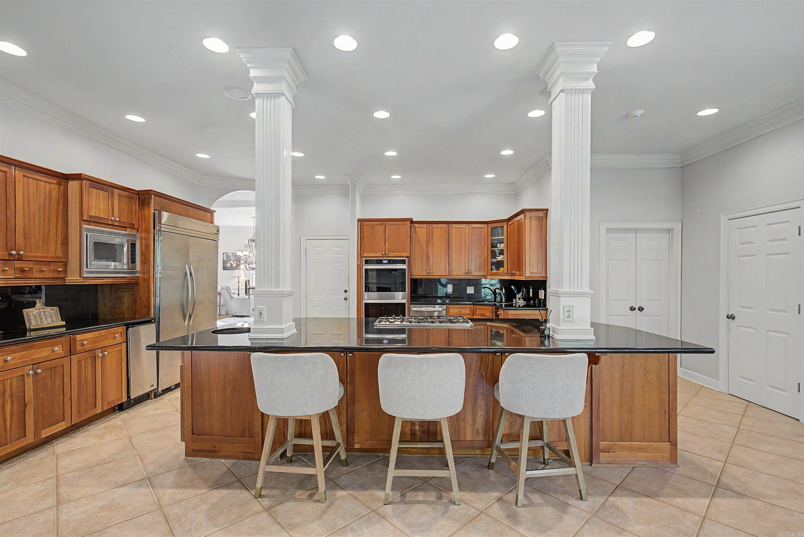 Property at 13  Somersett dr - Image 4