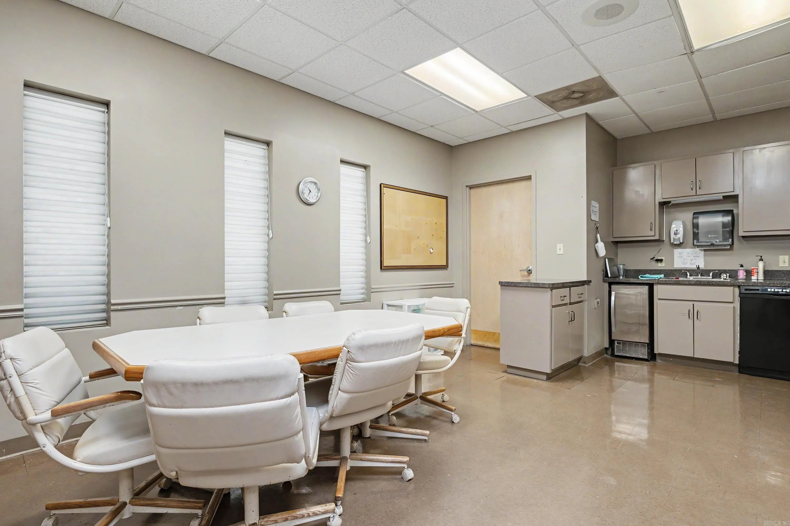 Property at 4  Office park - Image 11