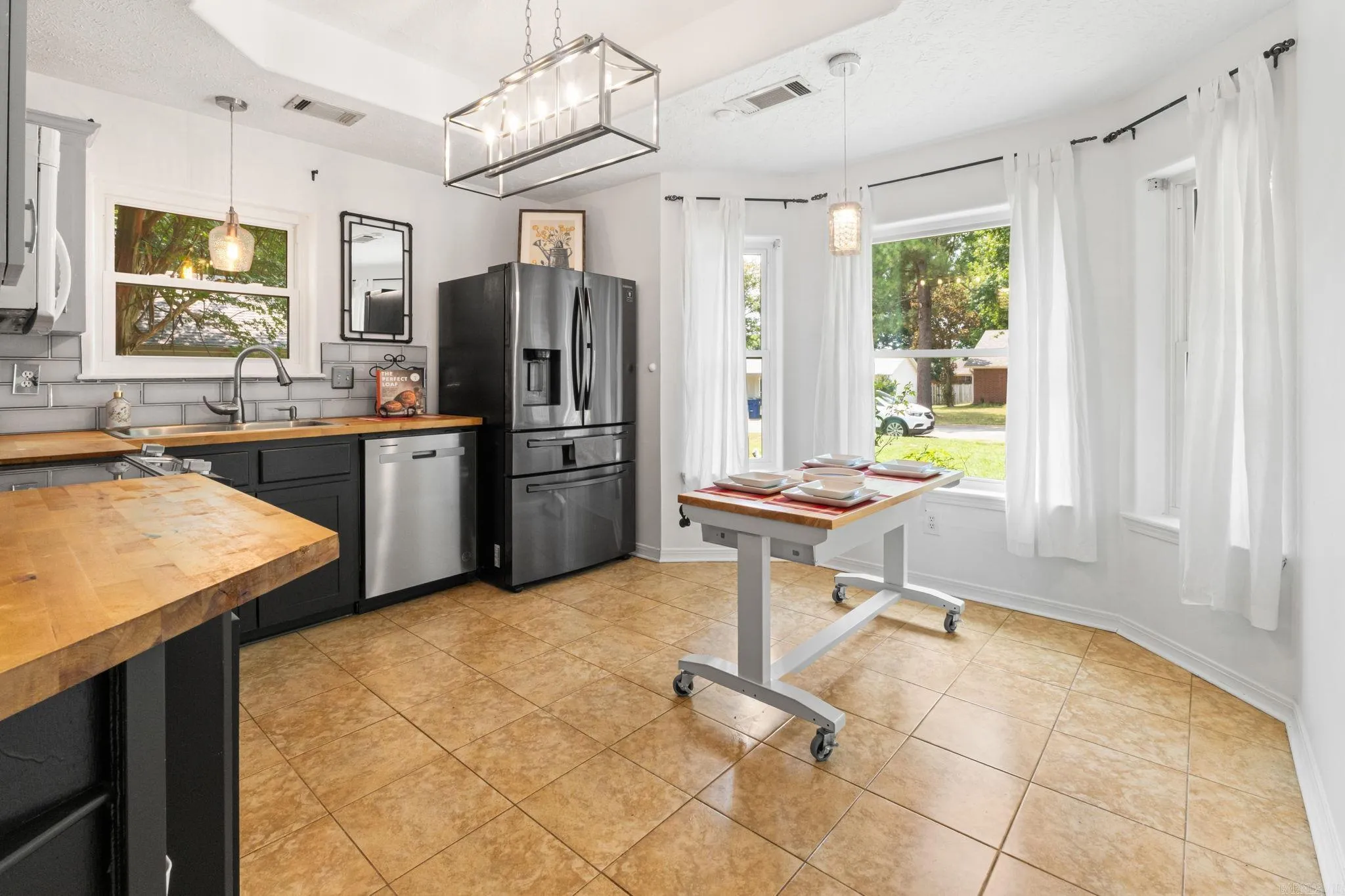 Property at 17  Fox run - Image 8