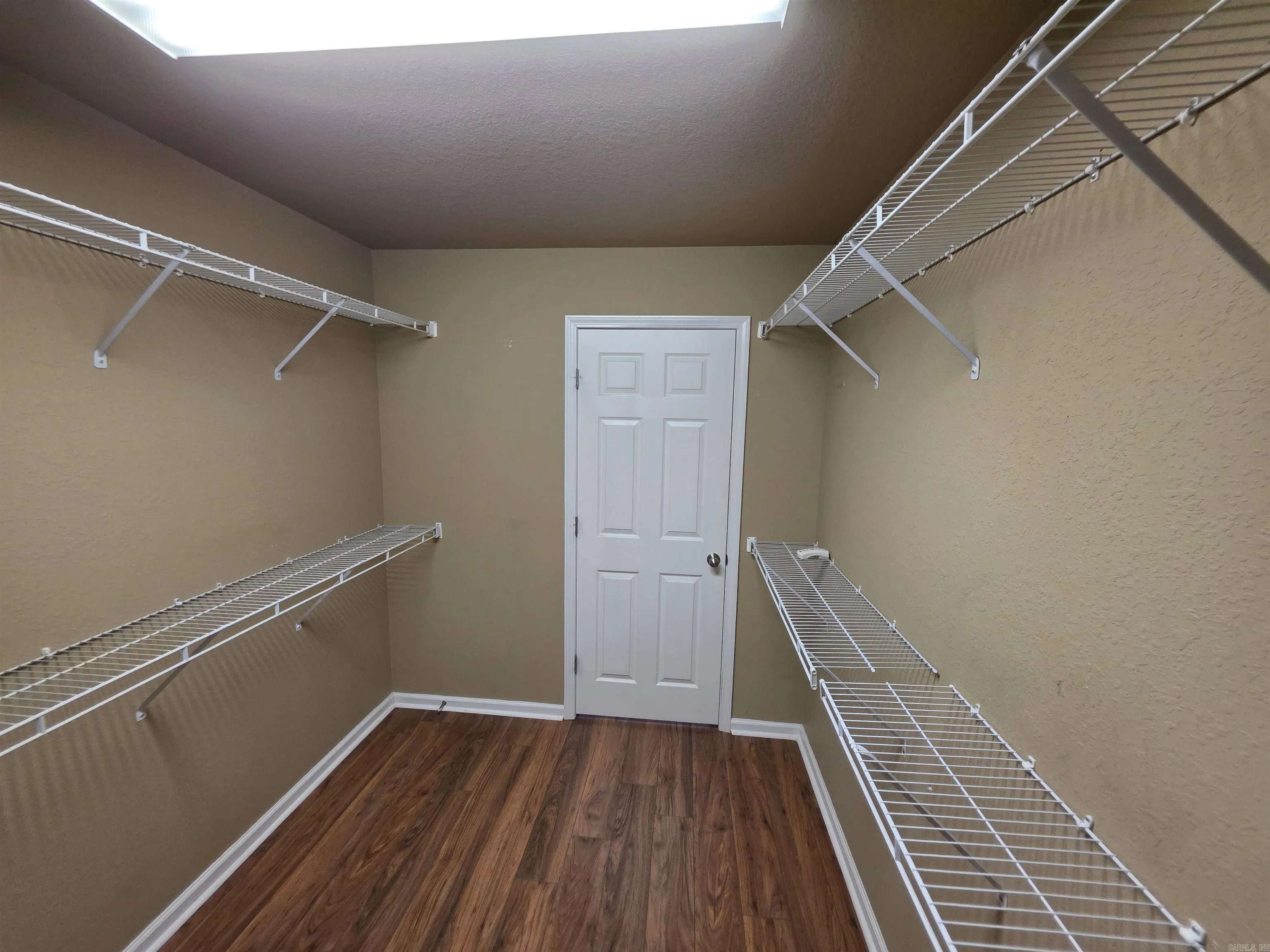 Property at 2903  Cambridge - Image 25