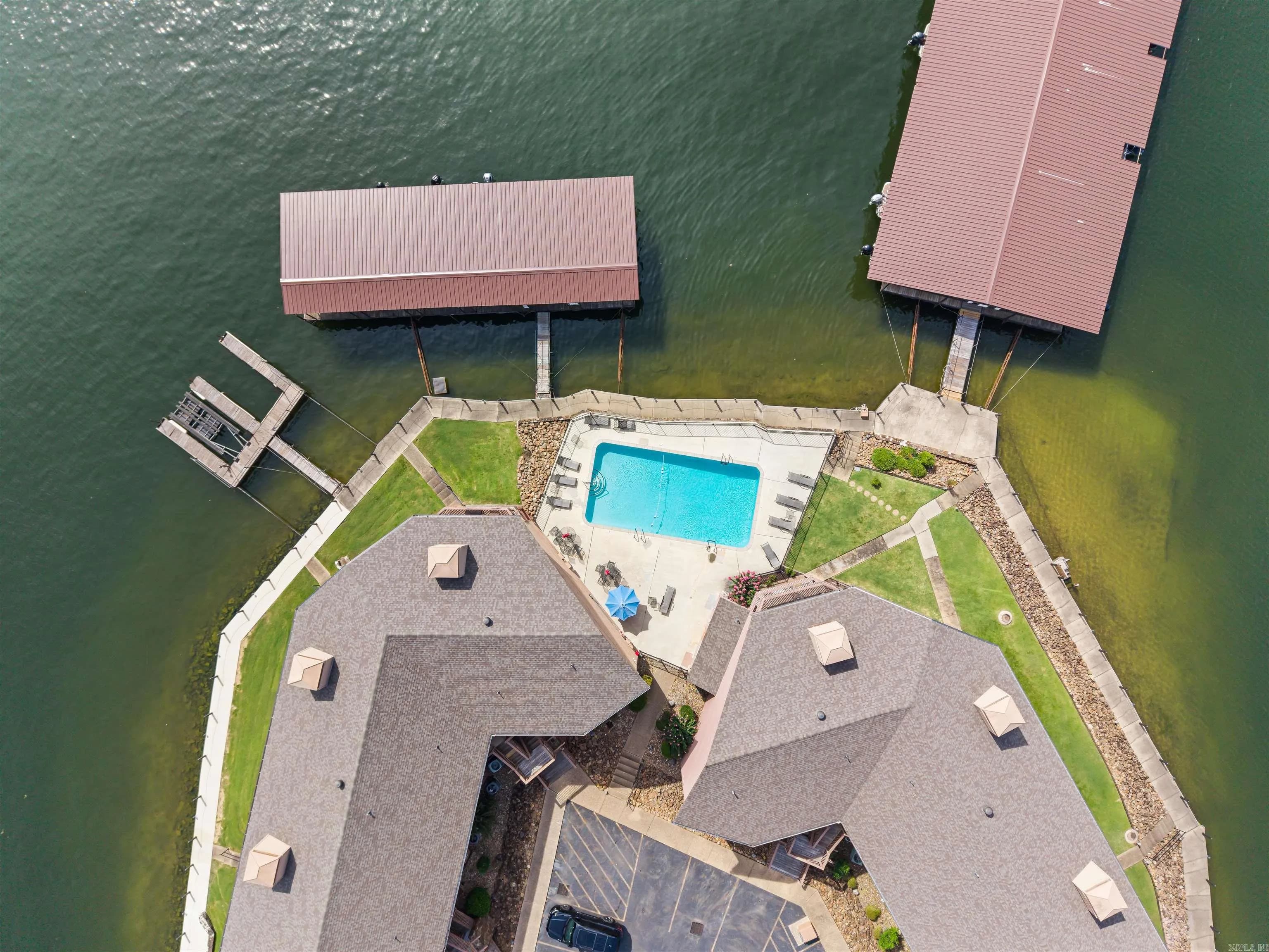 Property at 310 B-2  Kleinshore - Image 10