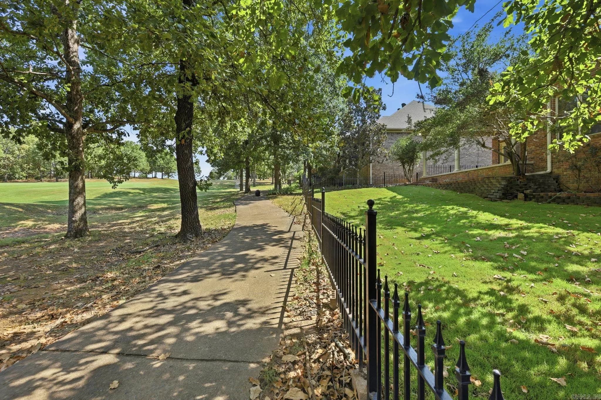 Property at 209  Cobblestone - Image 38