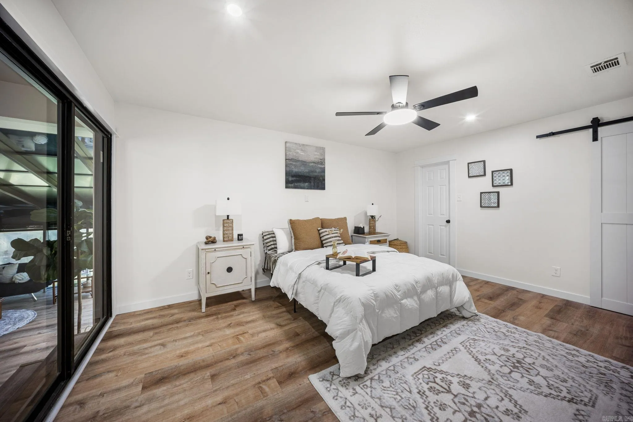 Property at 11  Crownpoint - Image 27