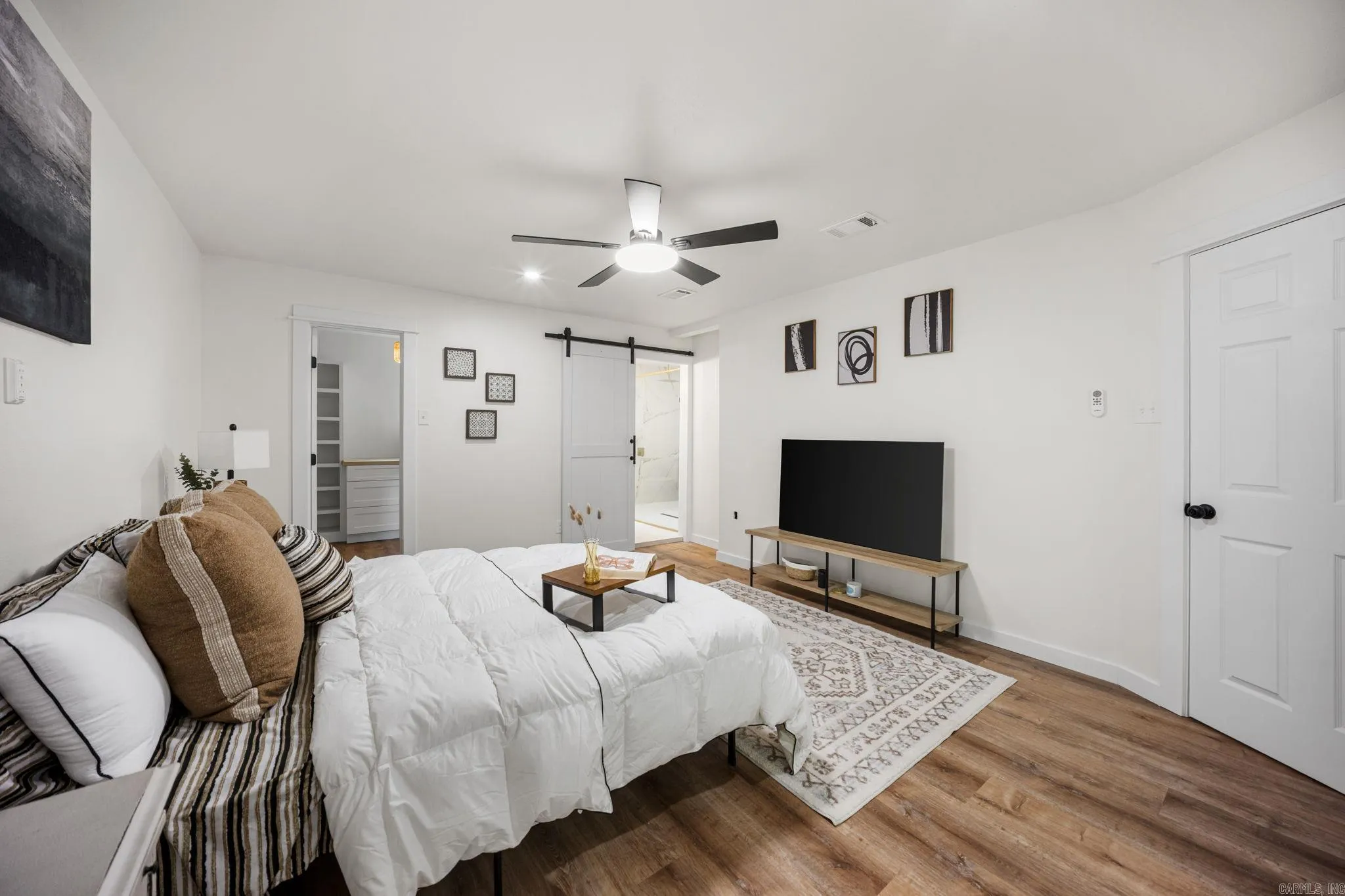 Property at 11  Crownpoint - Image 29