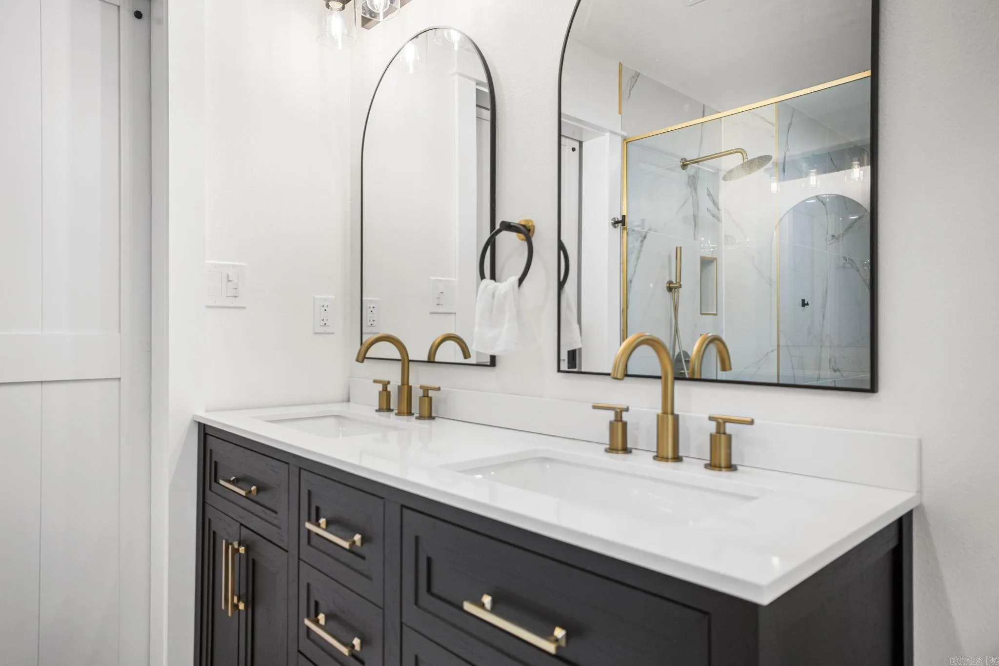 Property at 11  Crownpoint - Image 32