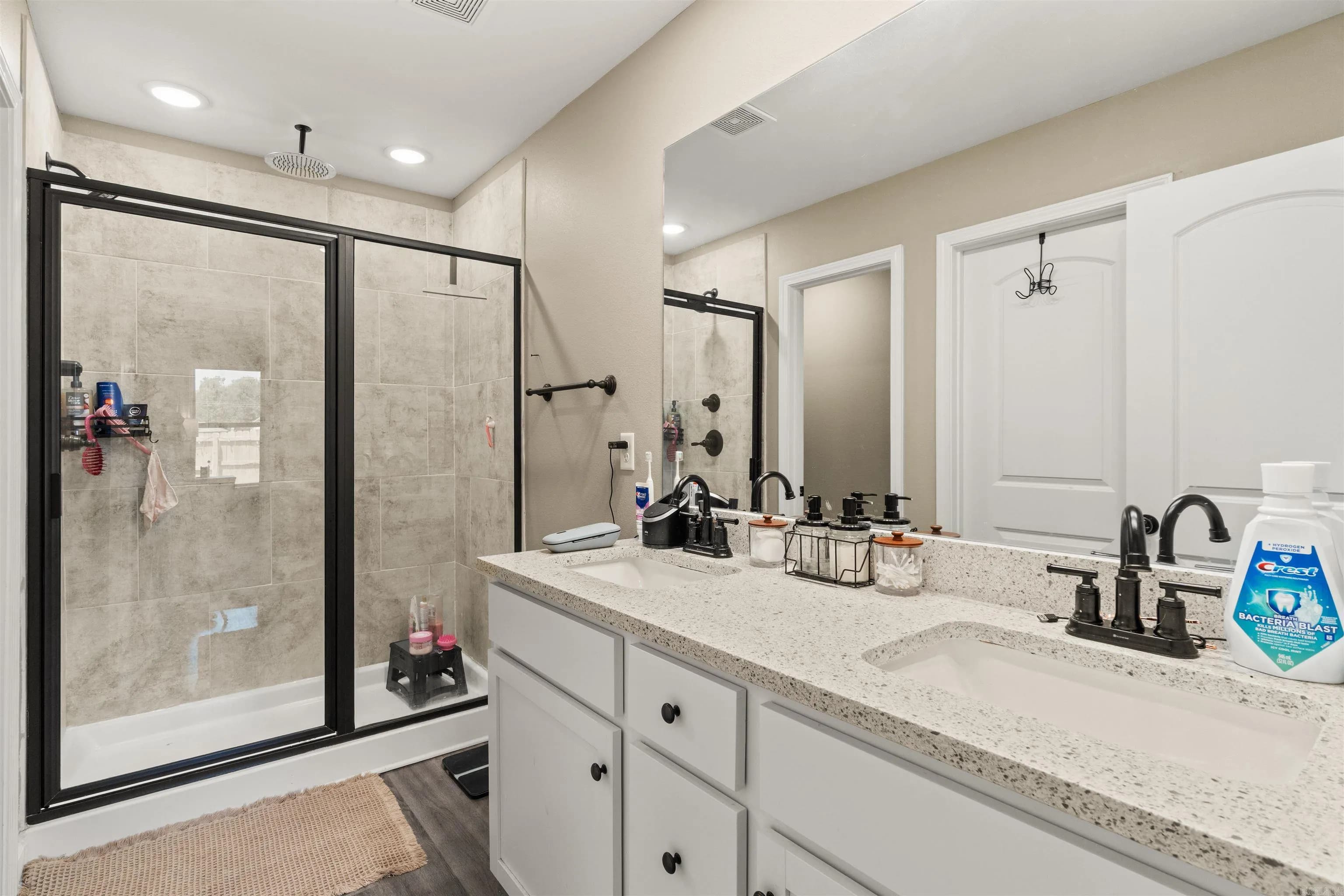 Property at 18  Cindy - Image 18