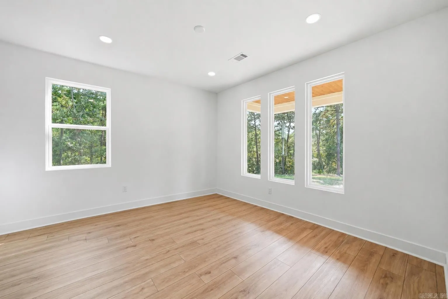 Property at 20301  Dwight little - Image 19