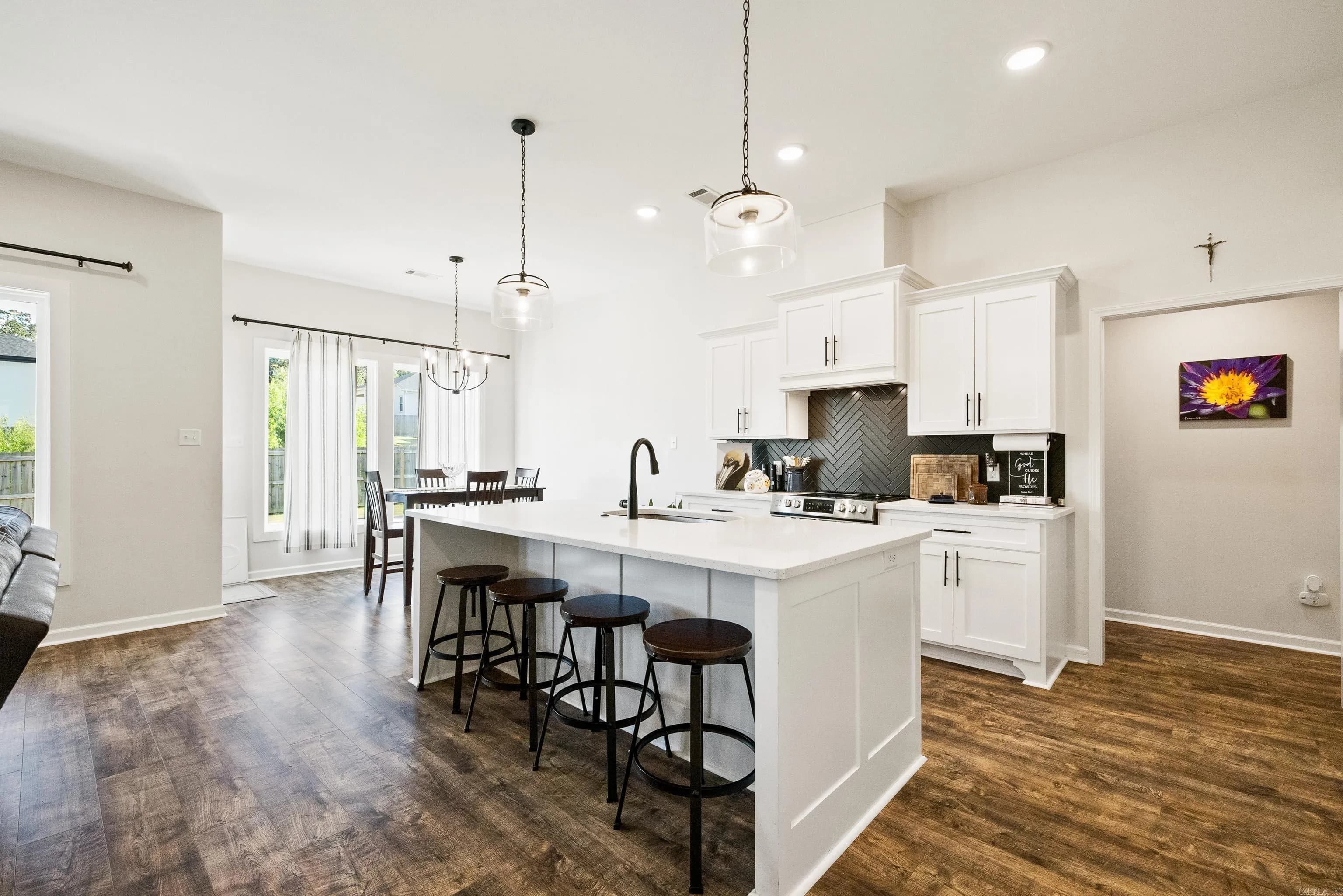Property at 177  Lombard - Image 18
