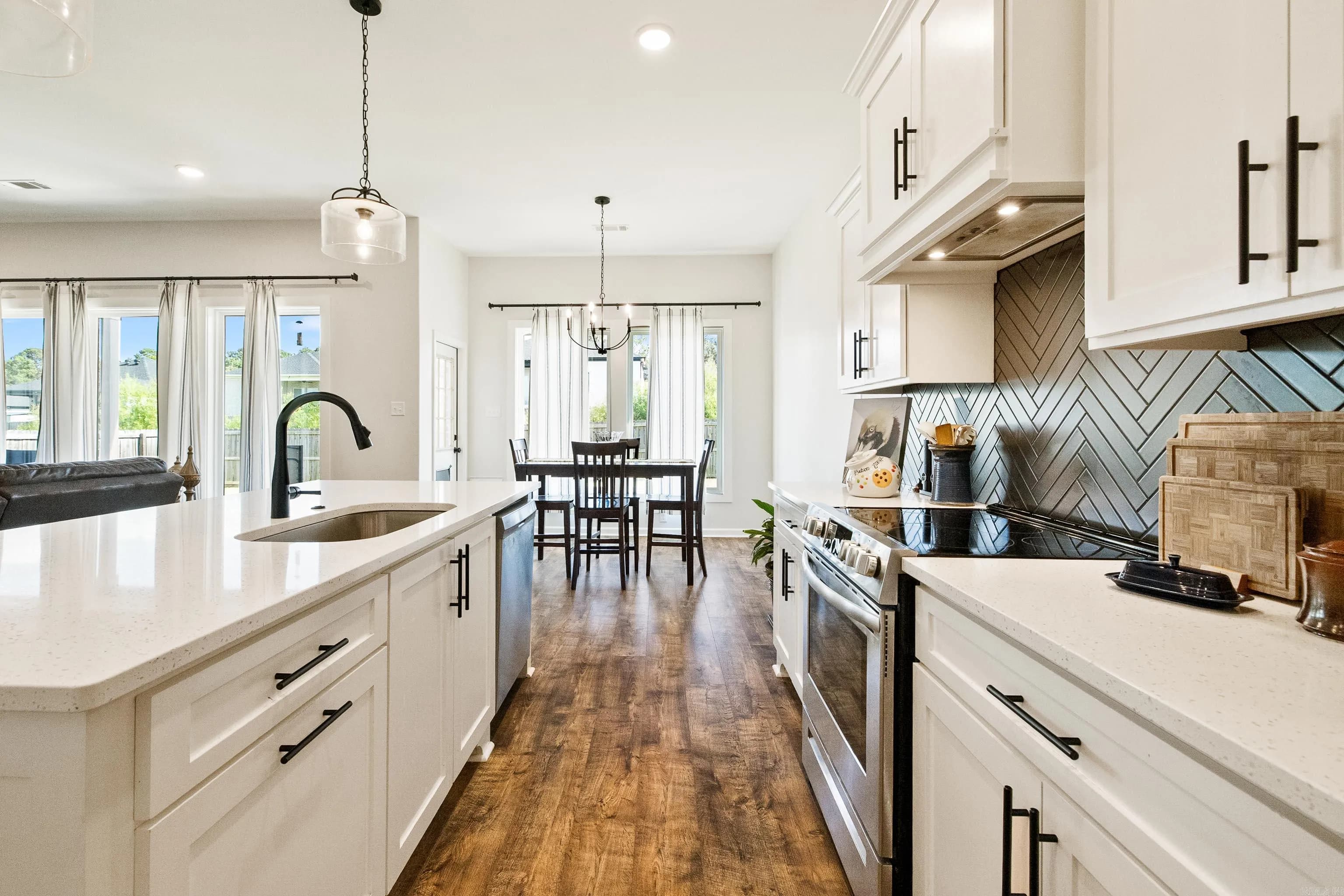 Property at 177  Lombard - Image 17