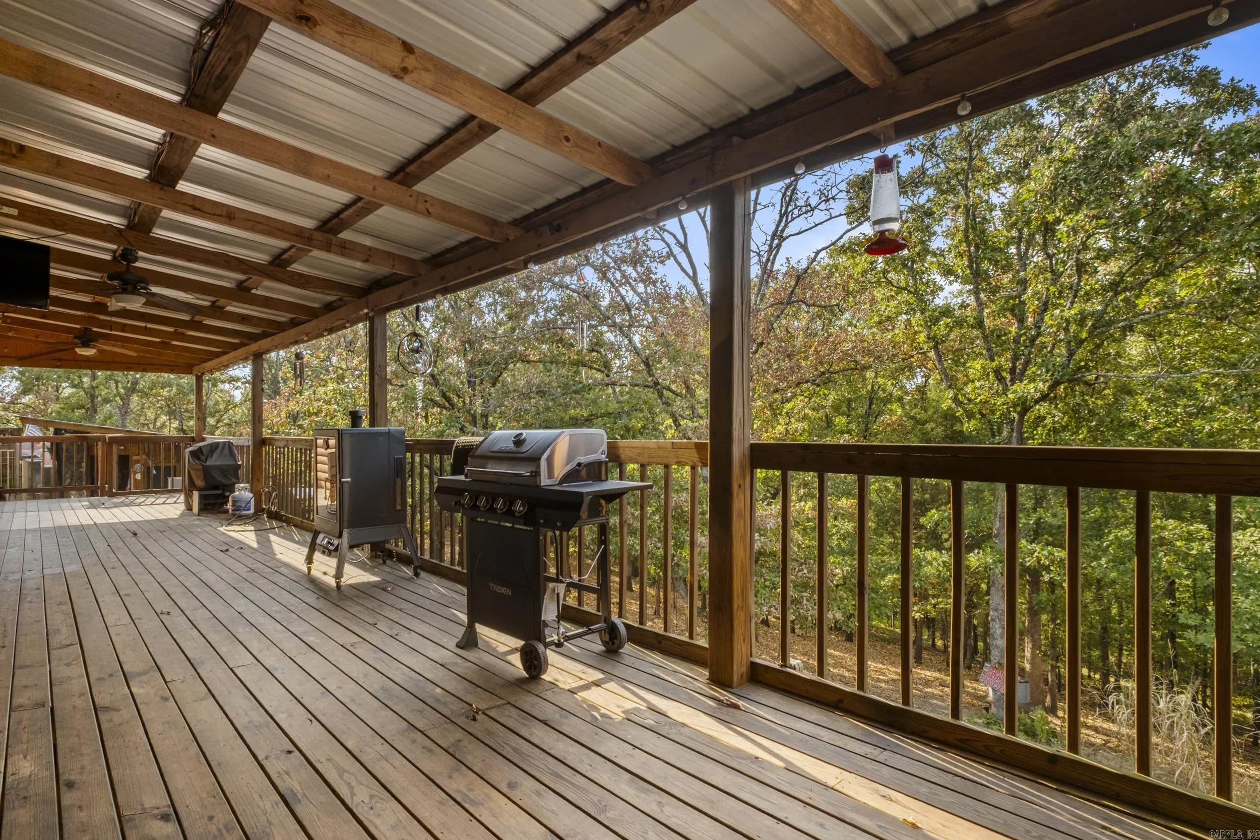 Property at 49  Aurora - Image 29