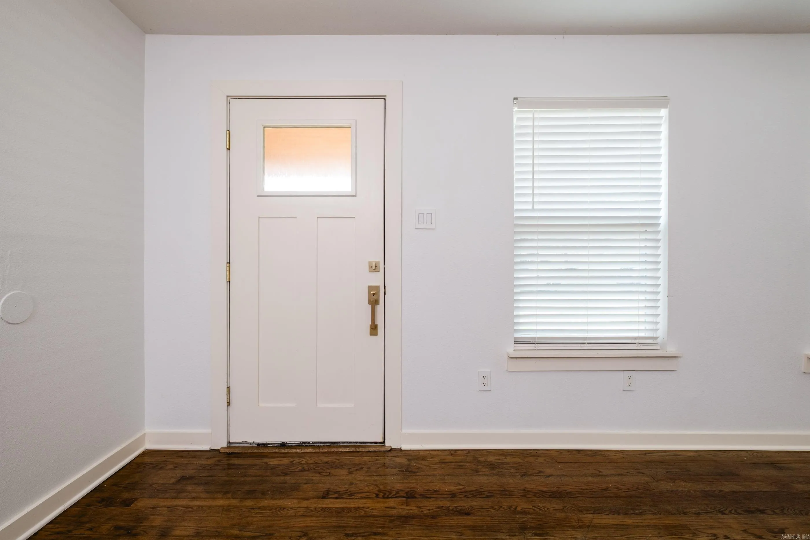 Property at 3210  Lamar - Image 8