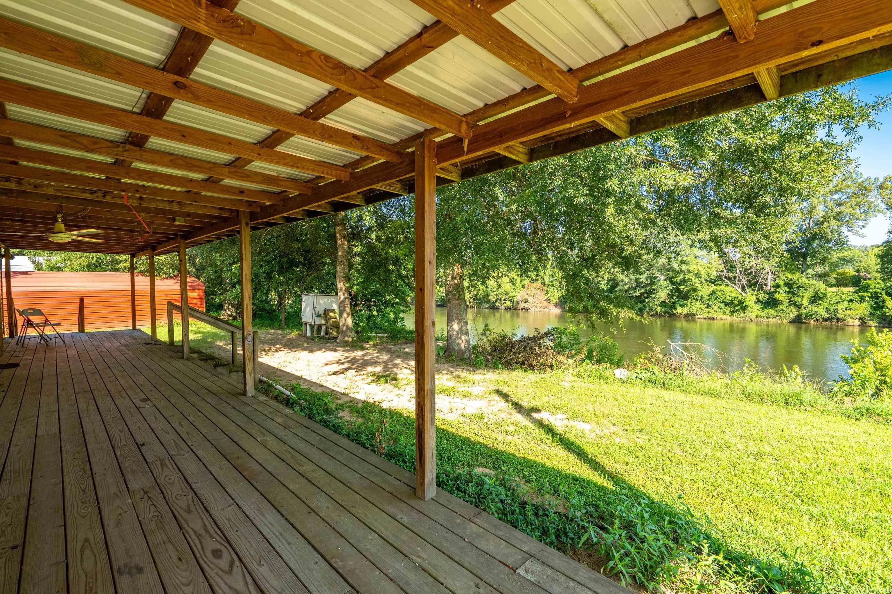 Property at 234  Harvey - Image 27