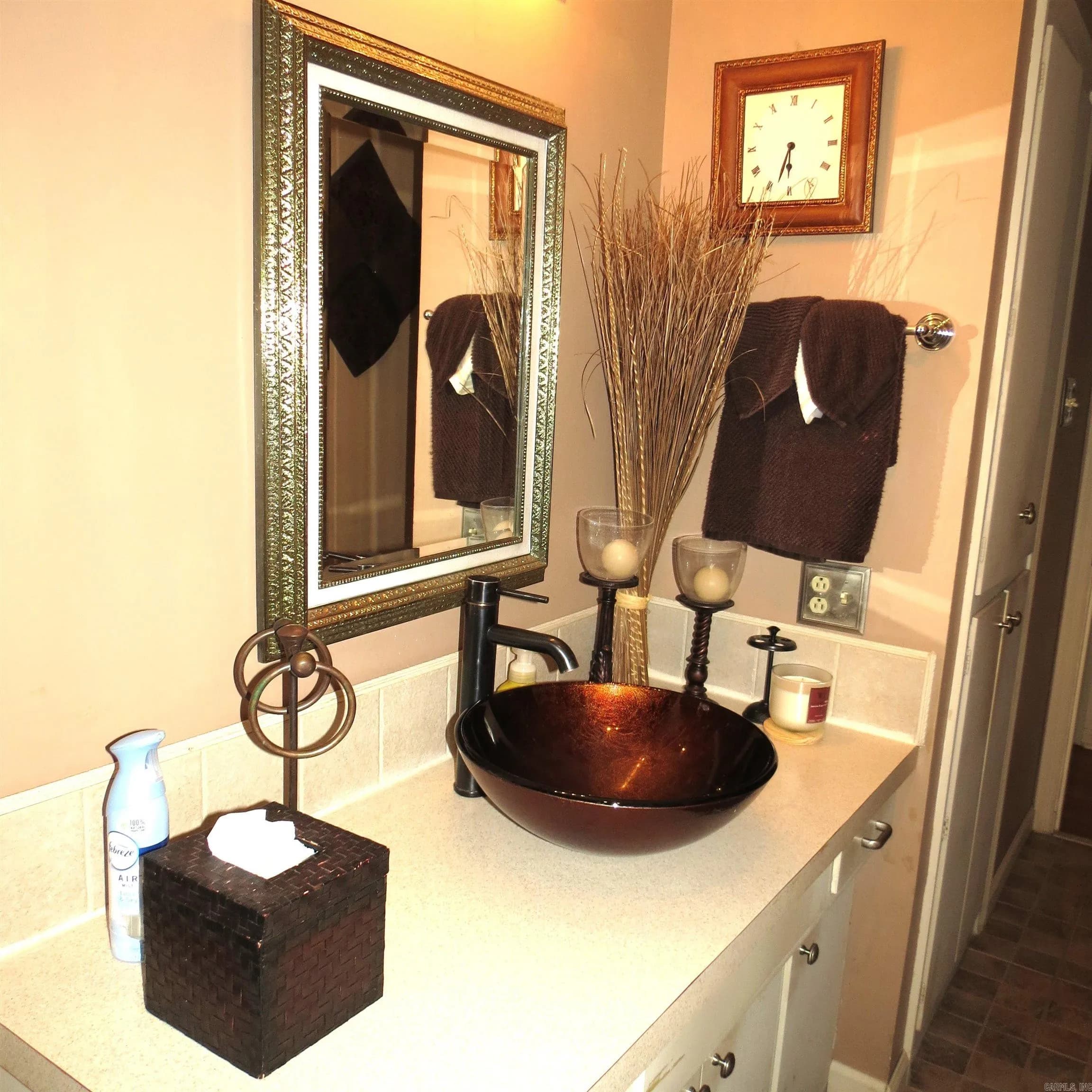 Property at 2504 W 42nd - Image 40