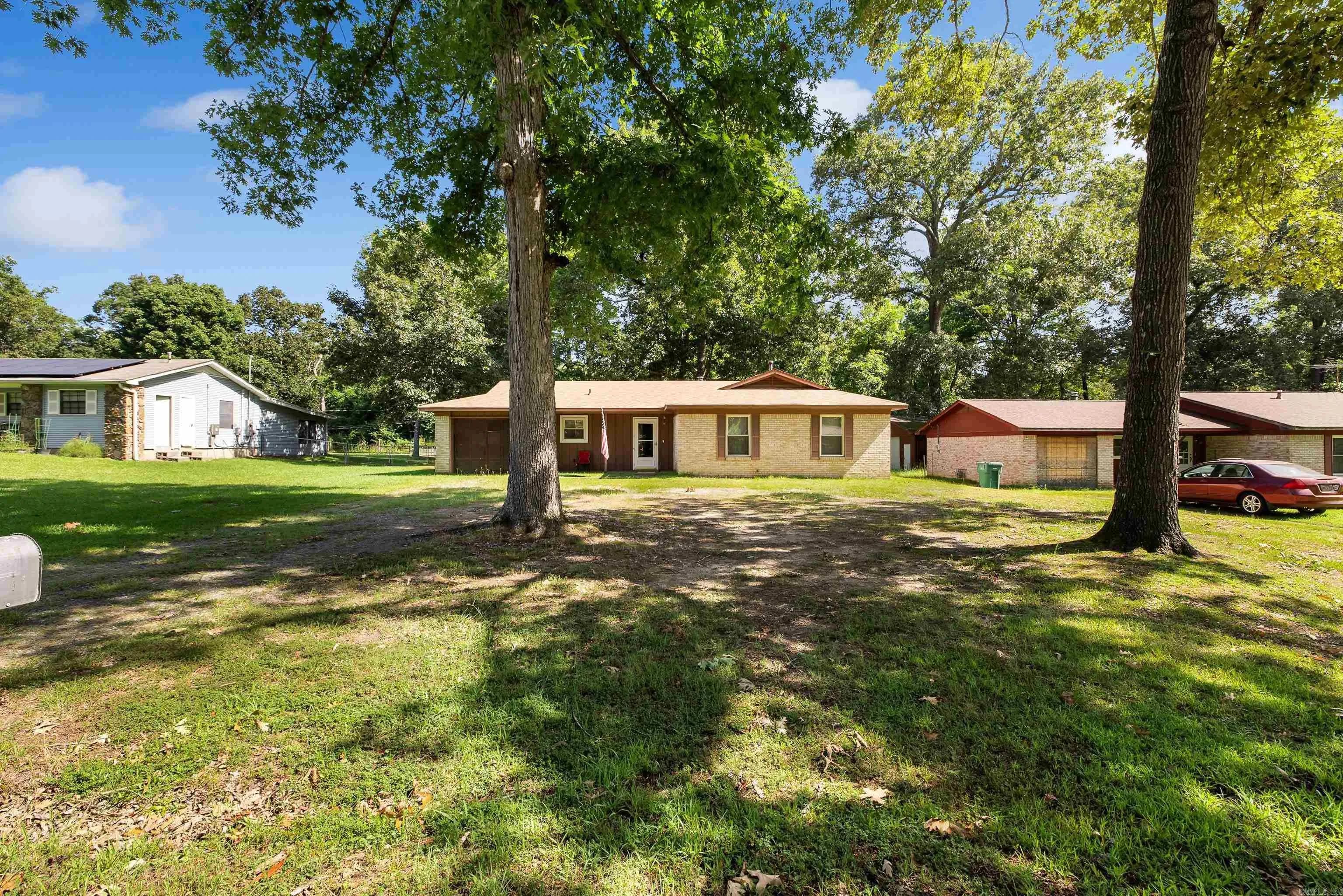 Property at 1309  Kelly - Image 19