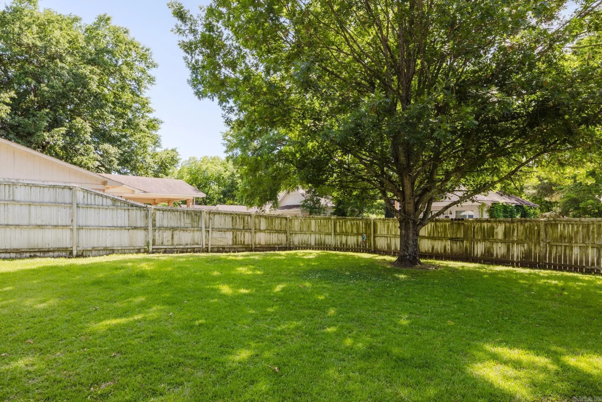 Property at 107 E Sullenberger - Image 42