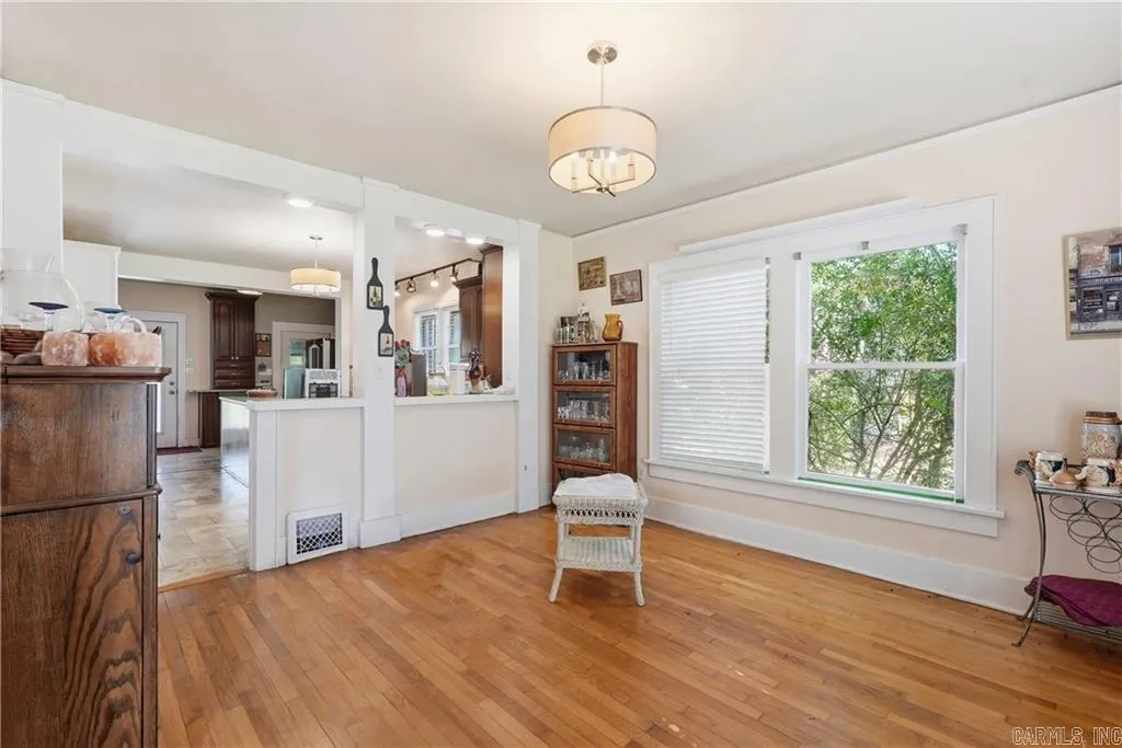 Property at 336  Skyline dr - Image 8