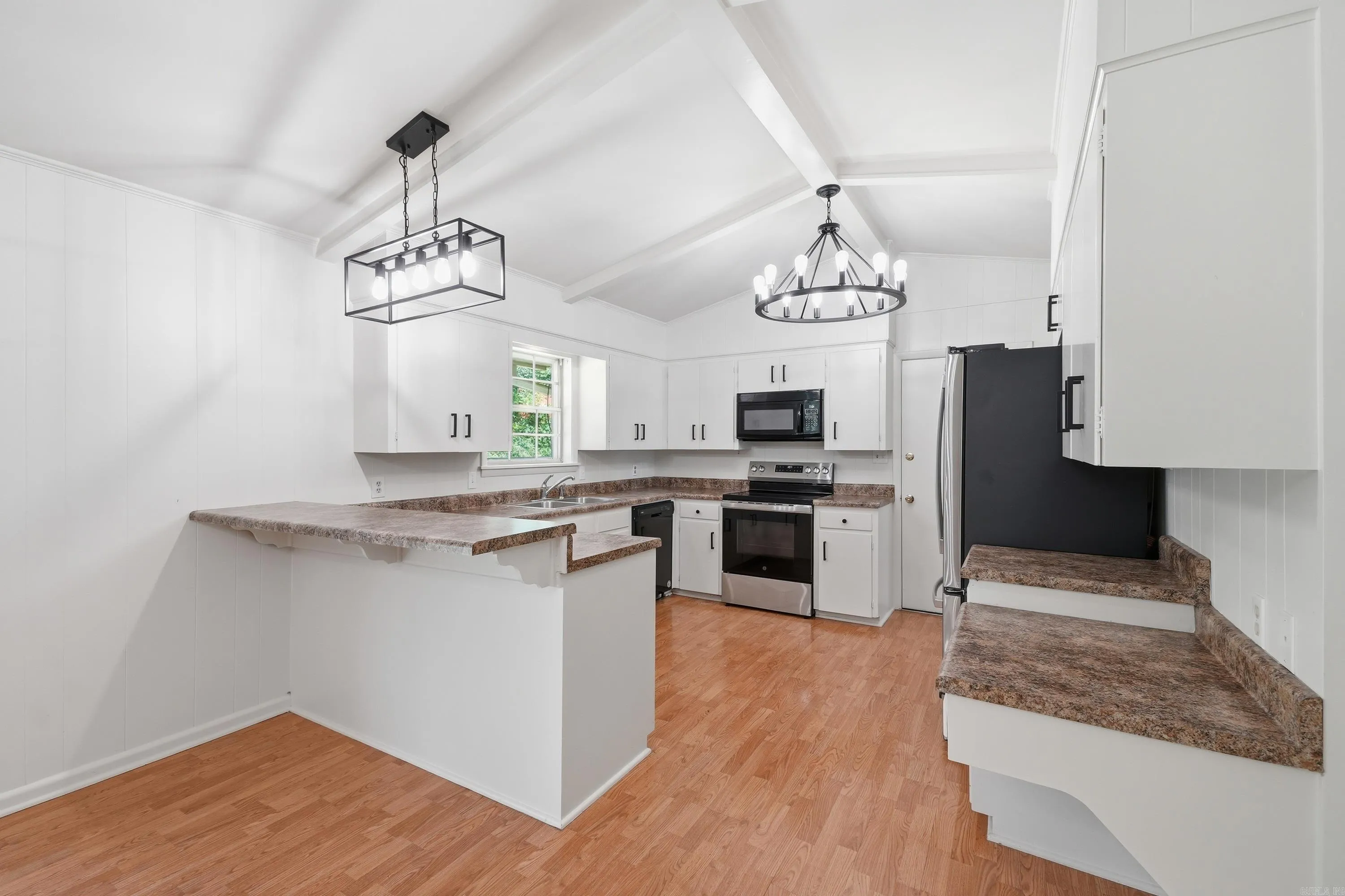 Property at 34  Pamela - Image 13