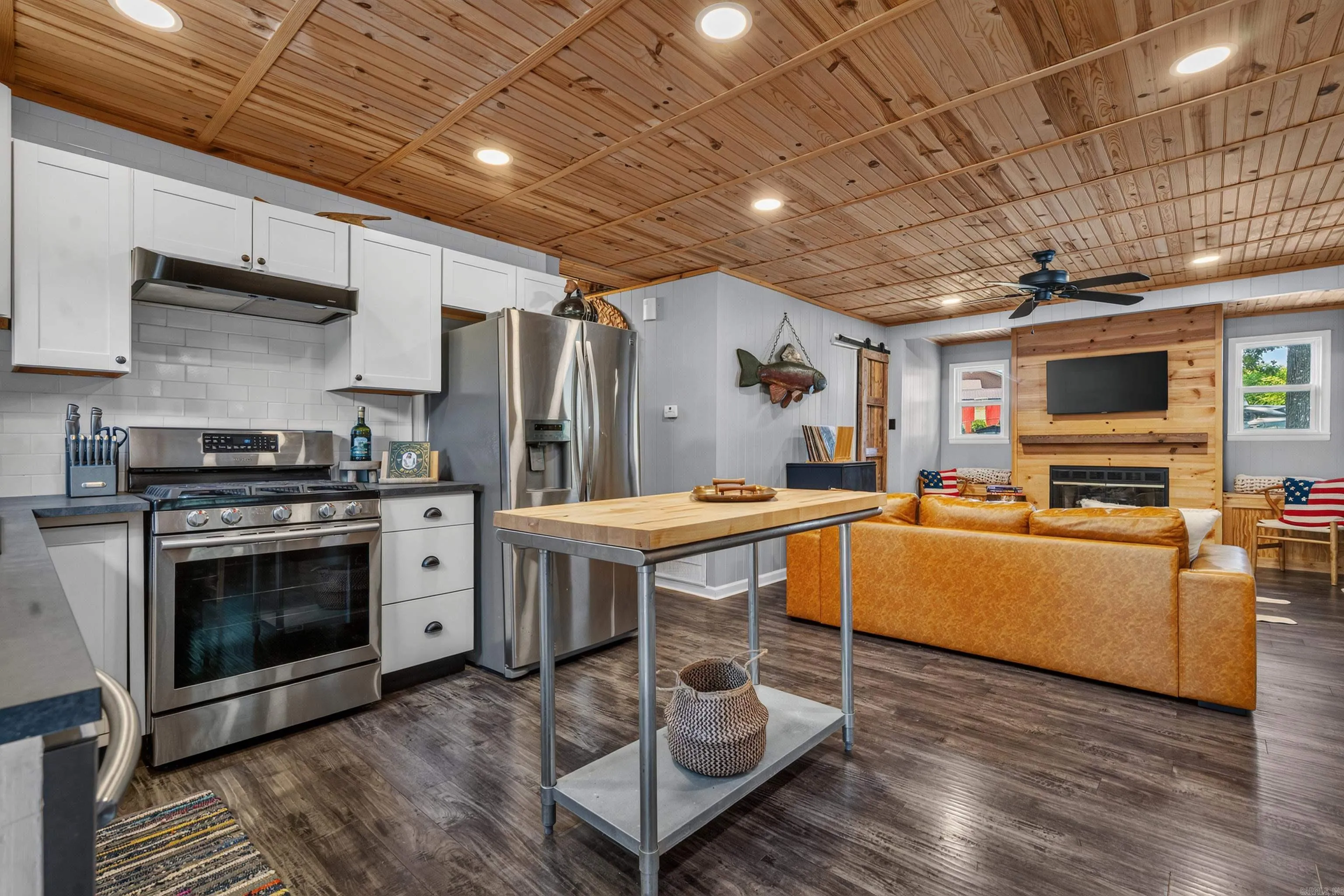 Property at 241  Bayou point - Image 16