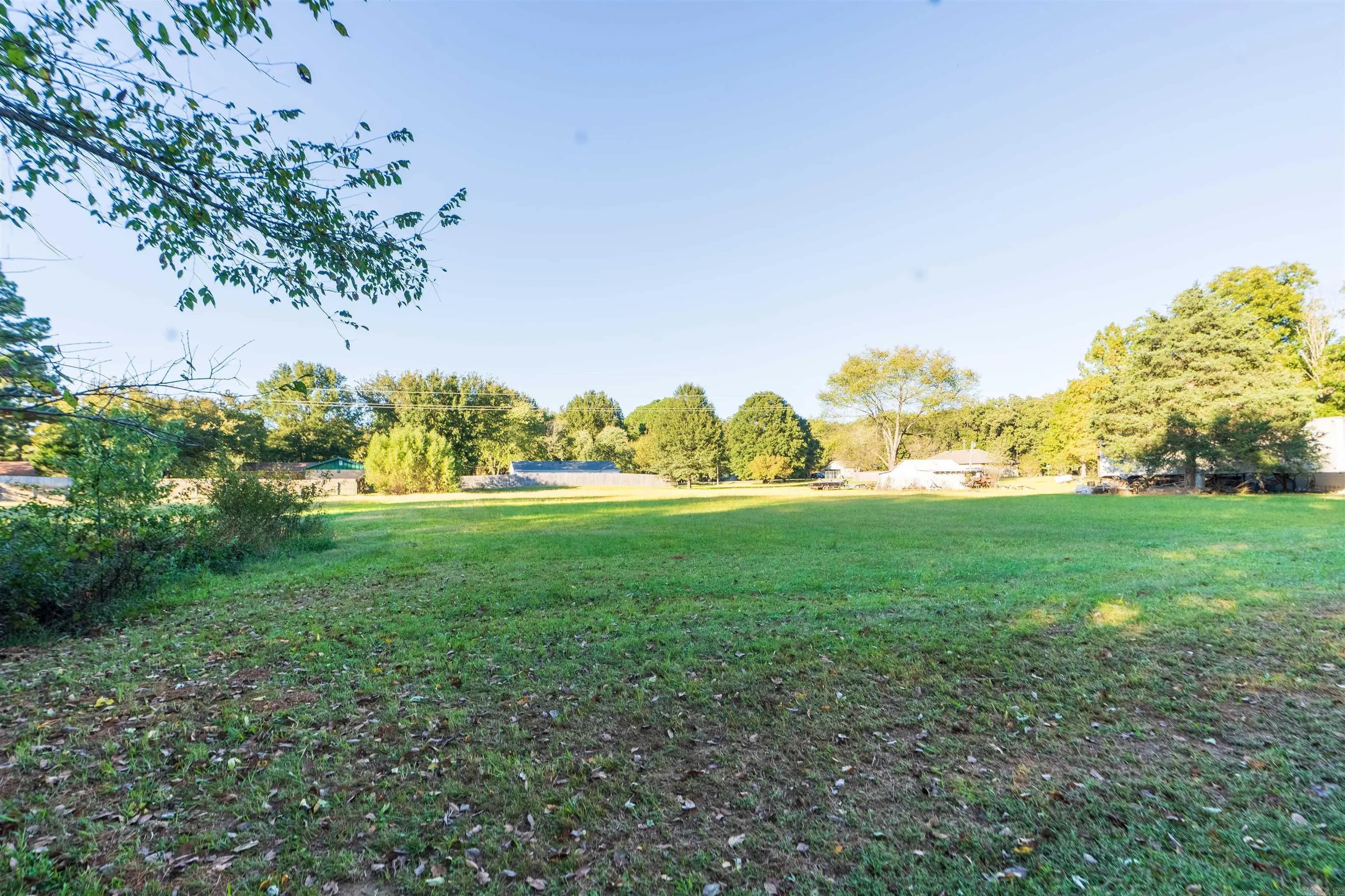 Property at 1100  Jonathan - Image 8