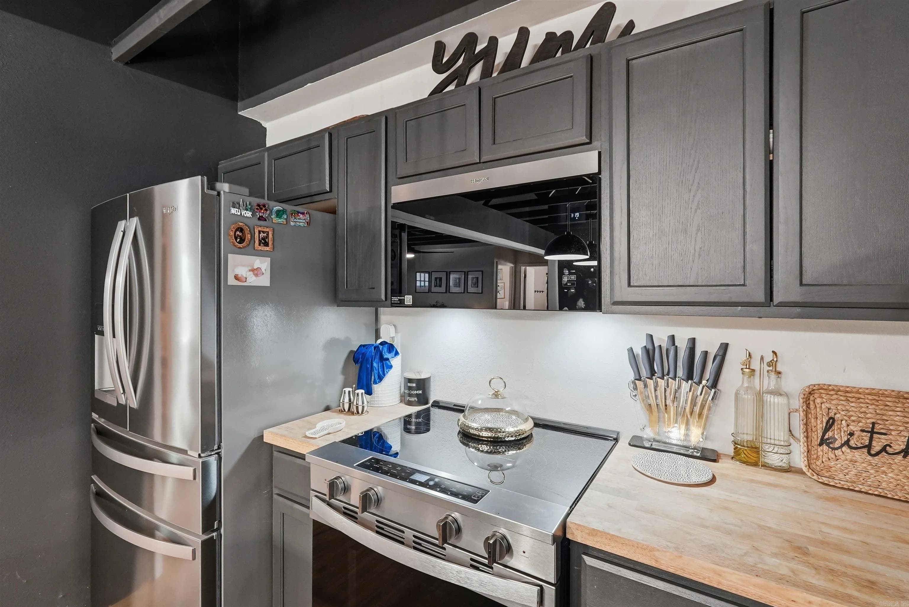 Property at 1003 W Moline - Image 13