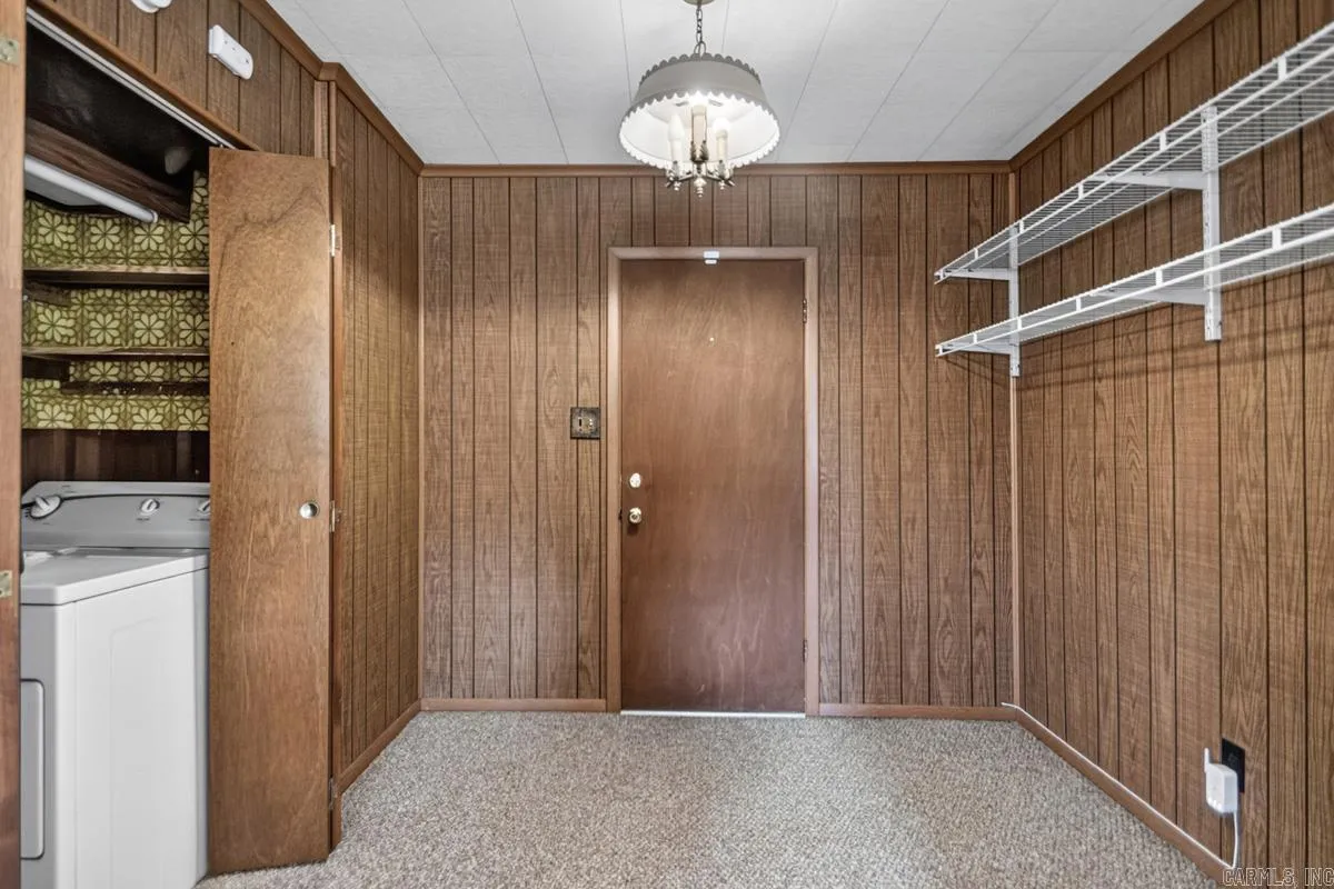 Property at 4007  Hillside - Image 13