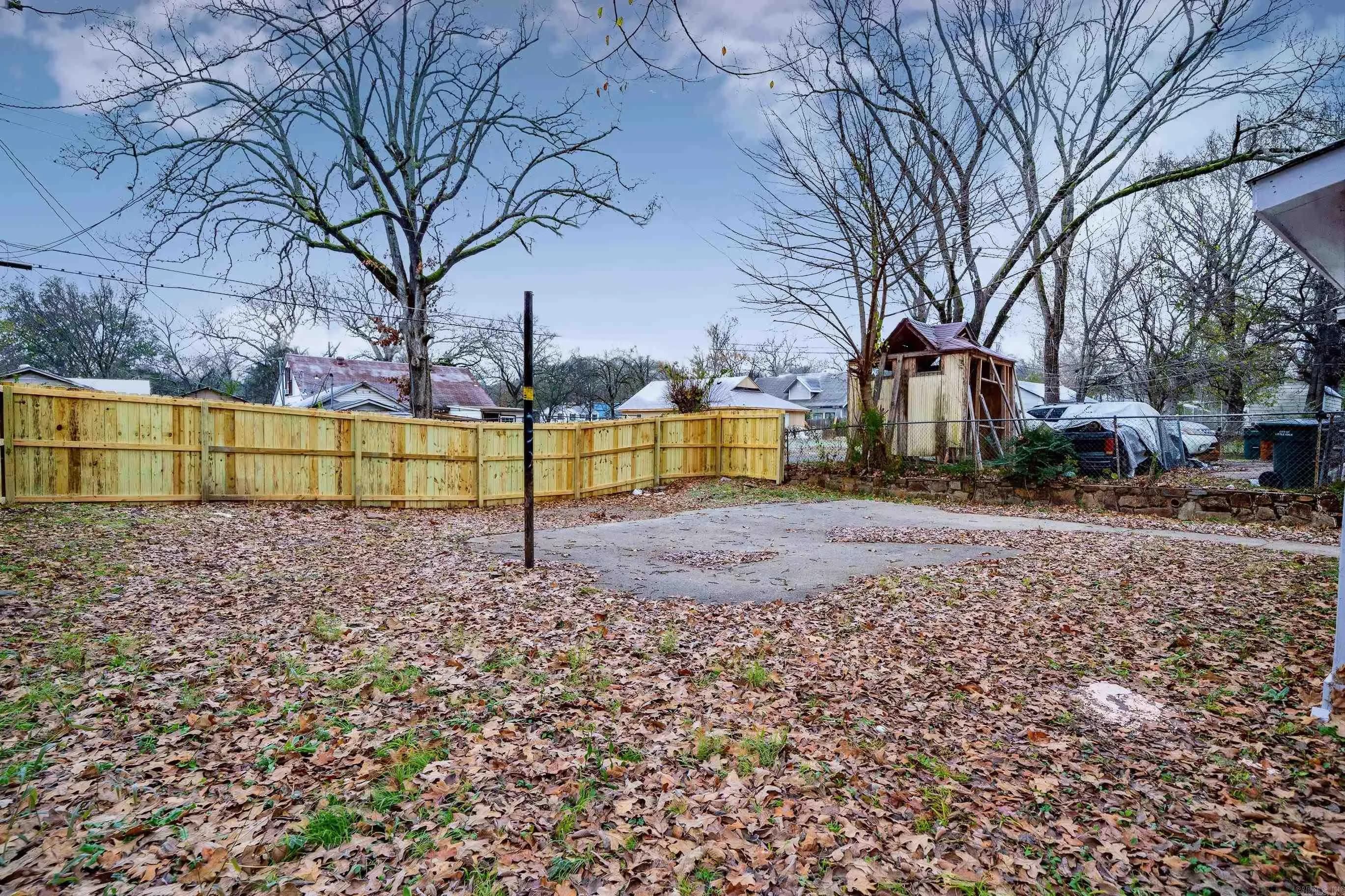 Property at 2118 S Pine - Image 23