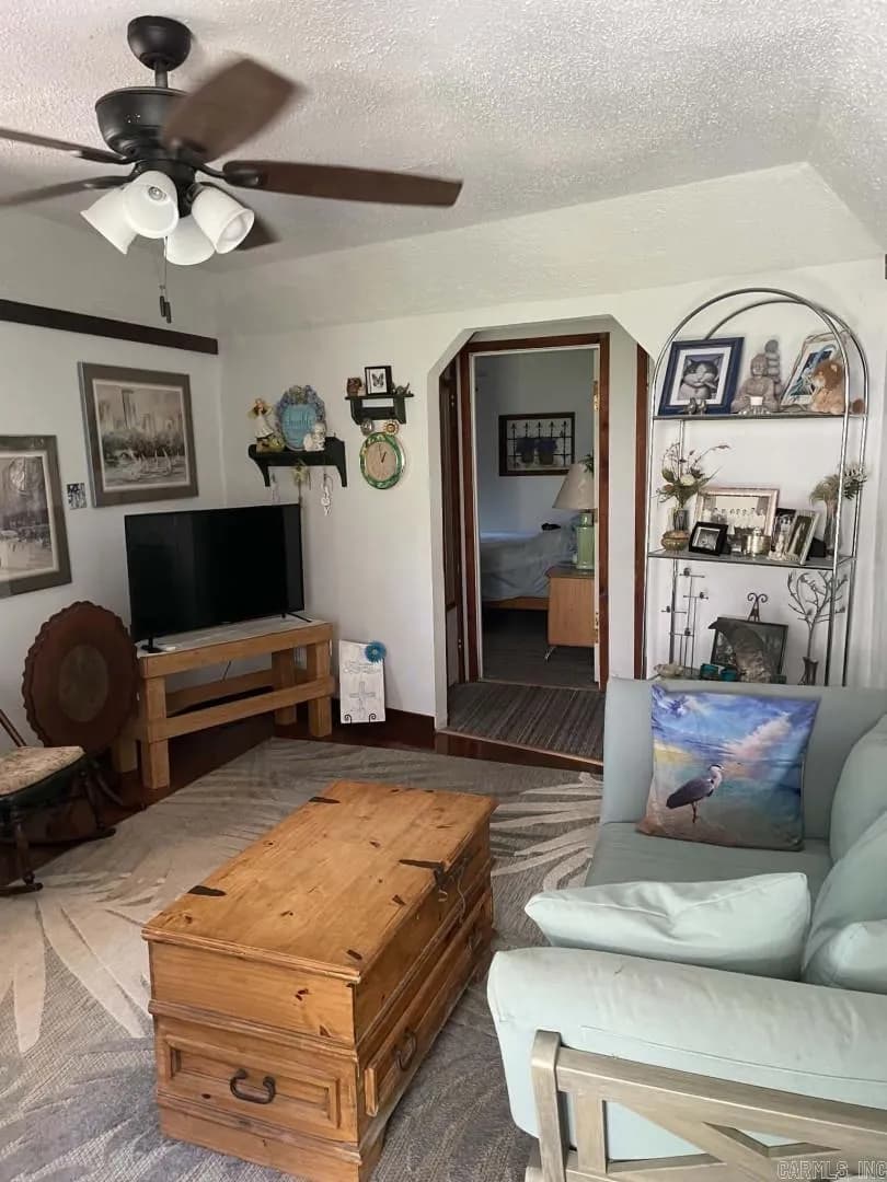 Property at 215  Mondou - Image 10