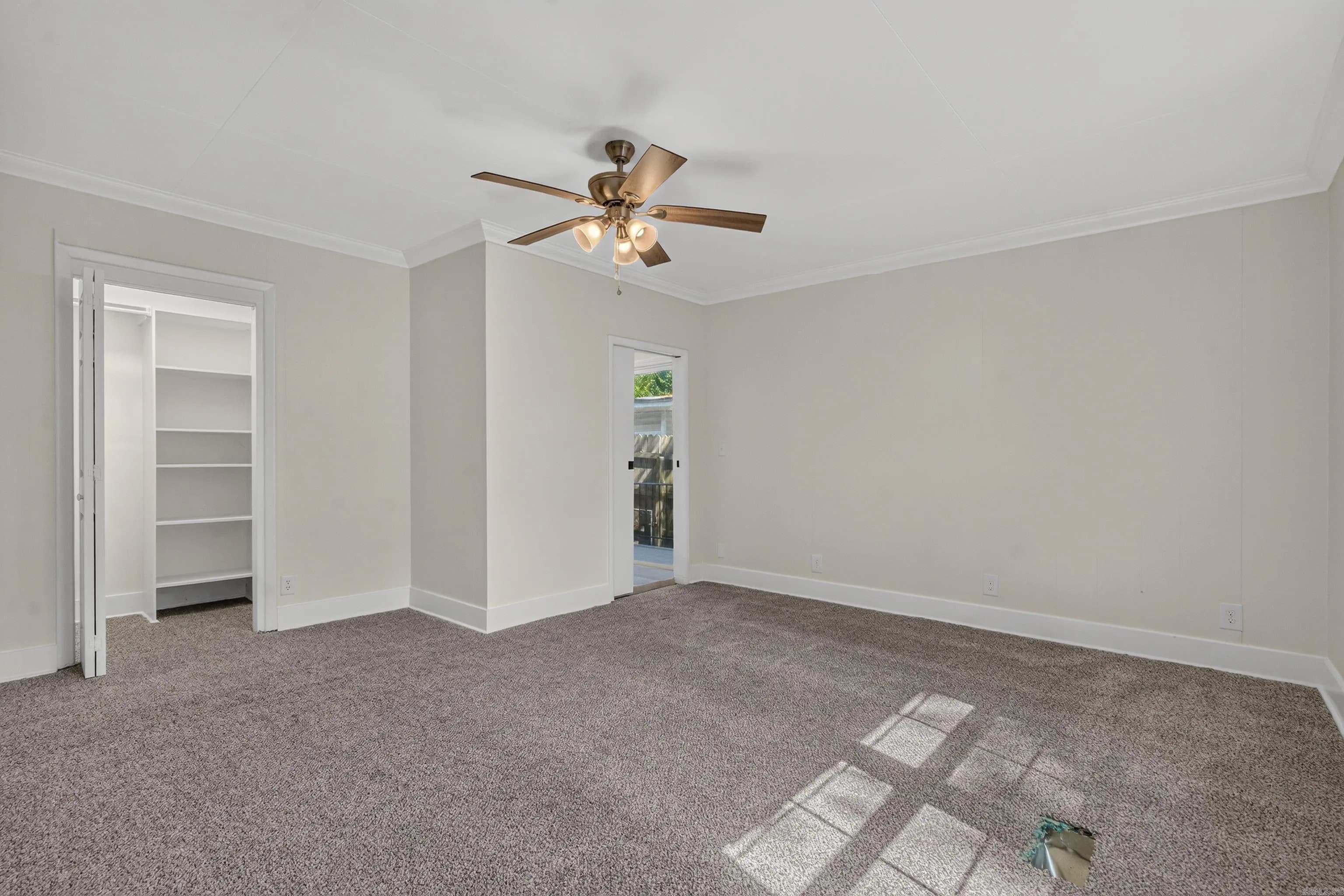 Property at 513  Cherry - Image 17