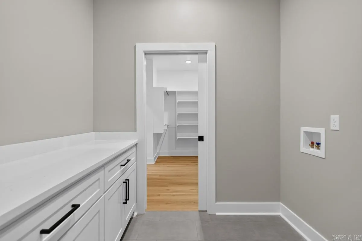 Property at 108  Michael - Image 21