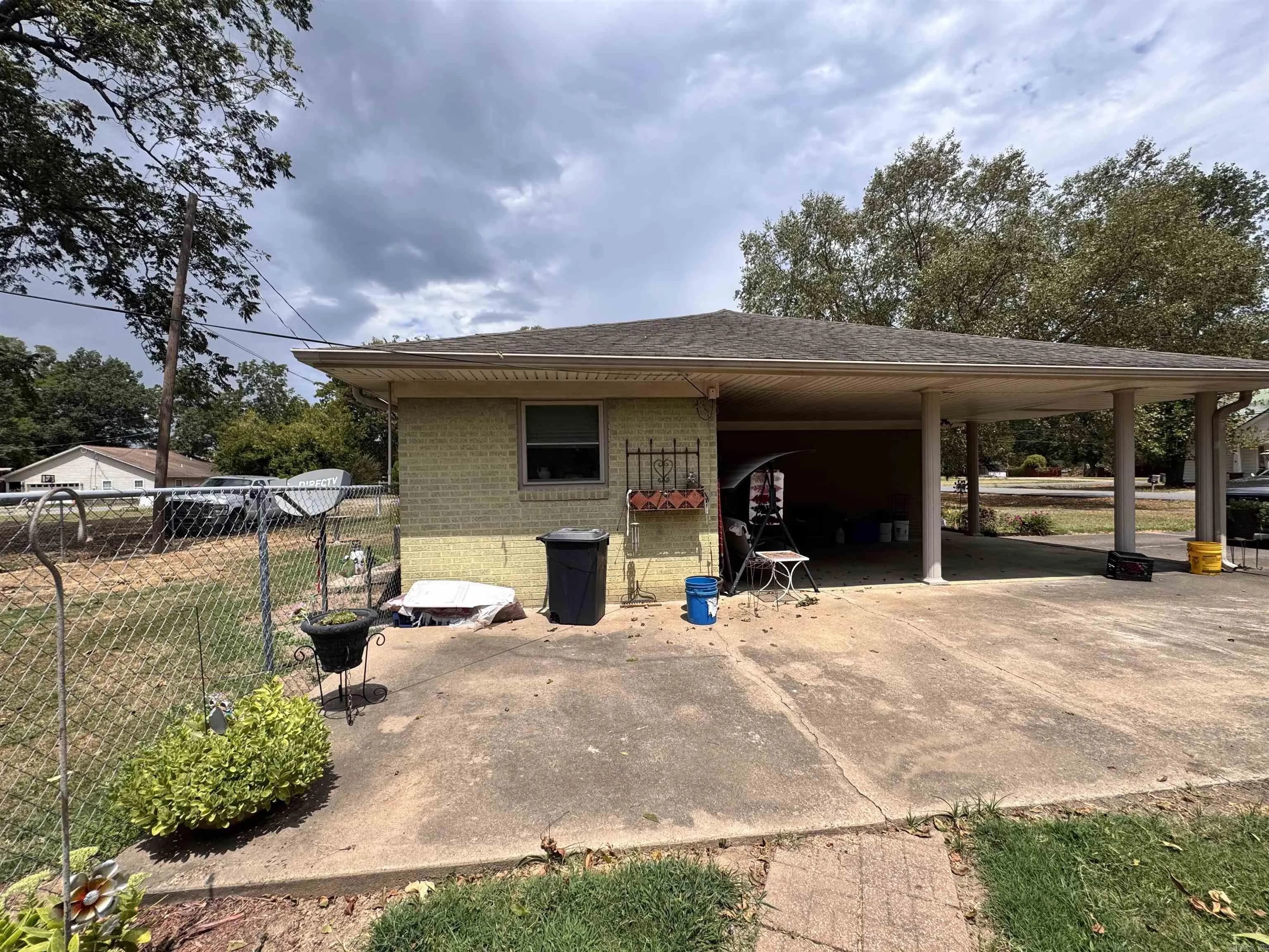 Property at 208 N Prairie - Image 22