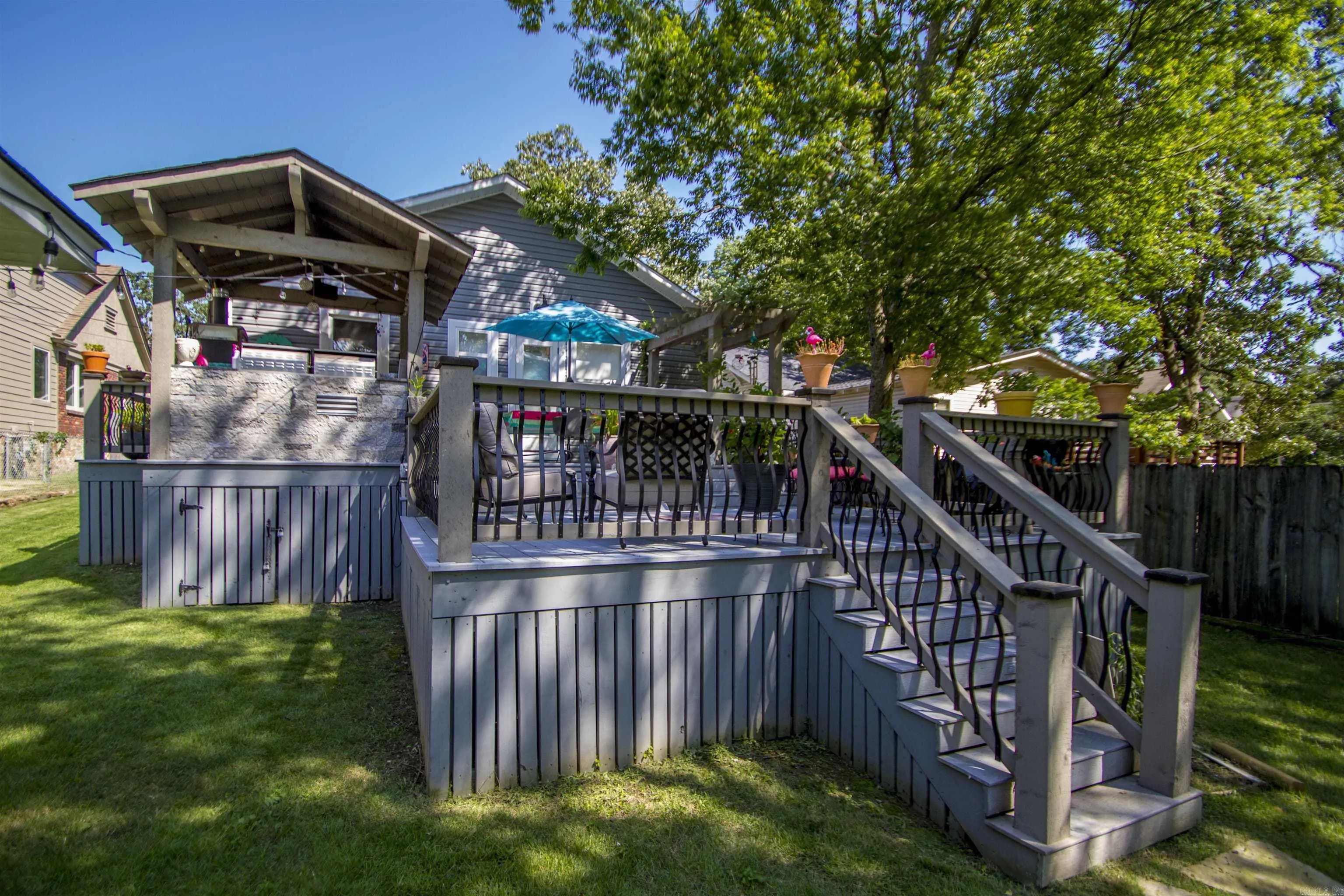 Property at 720 N Monroe - Image 47
