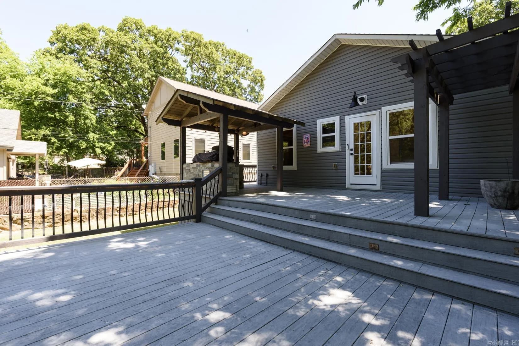 Property at 720 N Monroe - Image 42