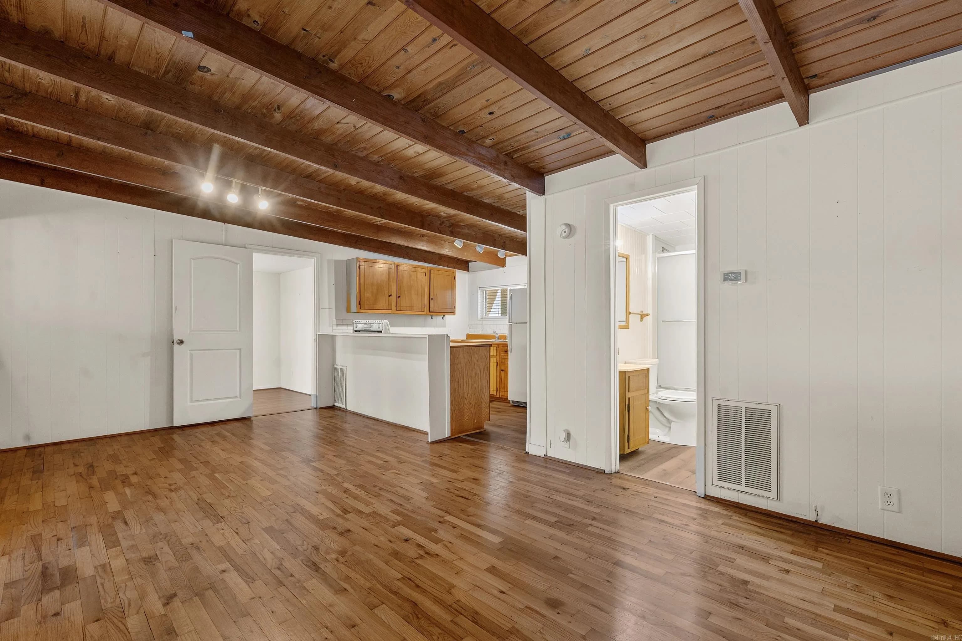 Property at 1747  Thornton ferry - Image 12