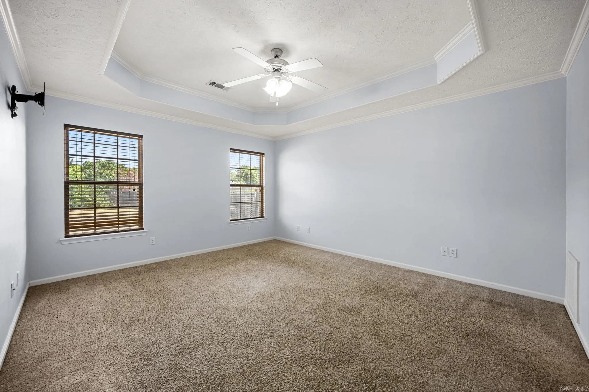 Property at 19  Lake side - Image 15