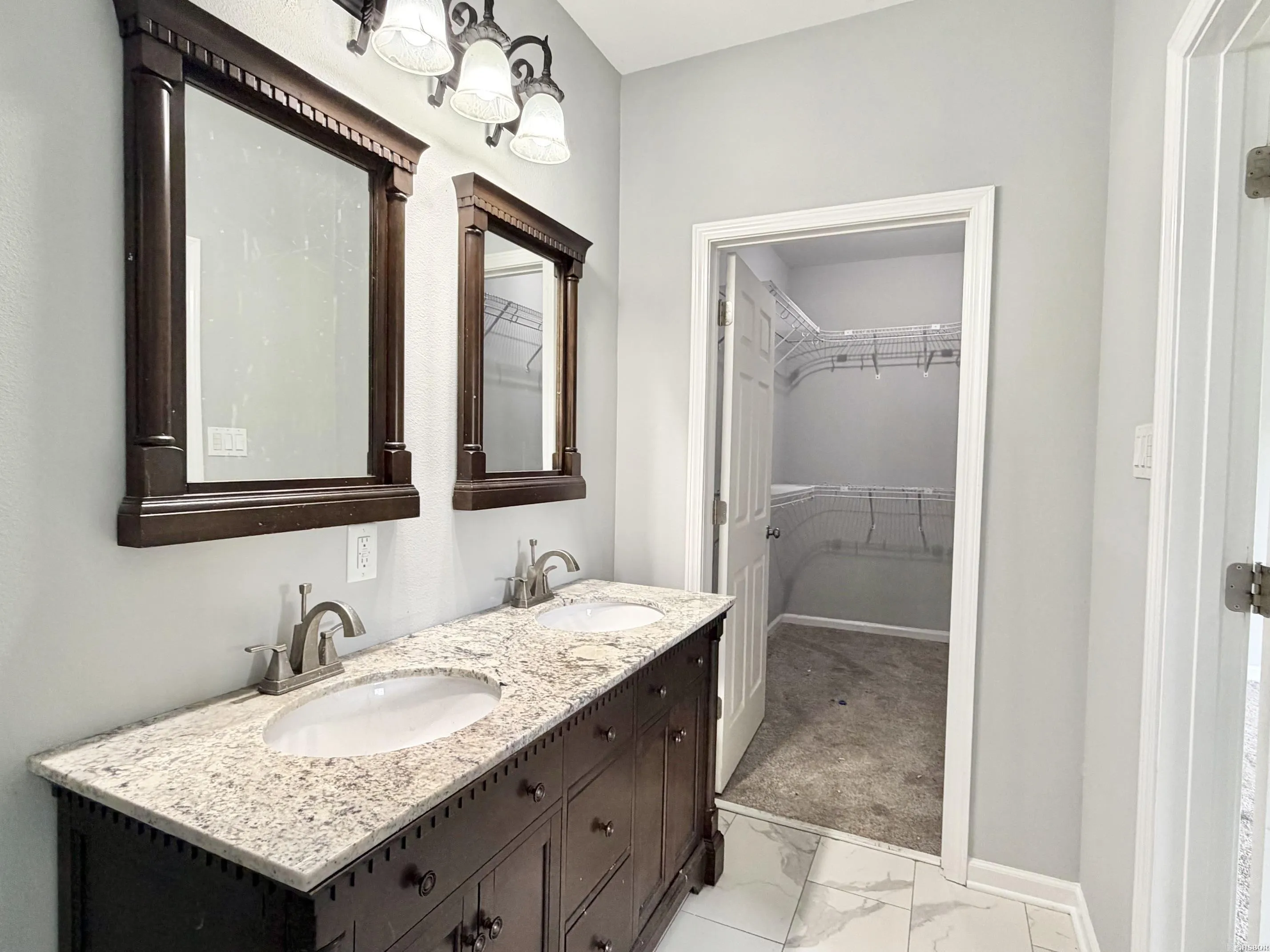 Property at 339  Joy - Image 18