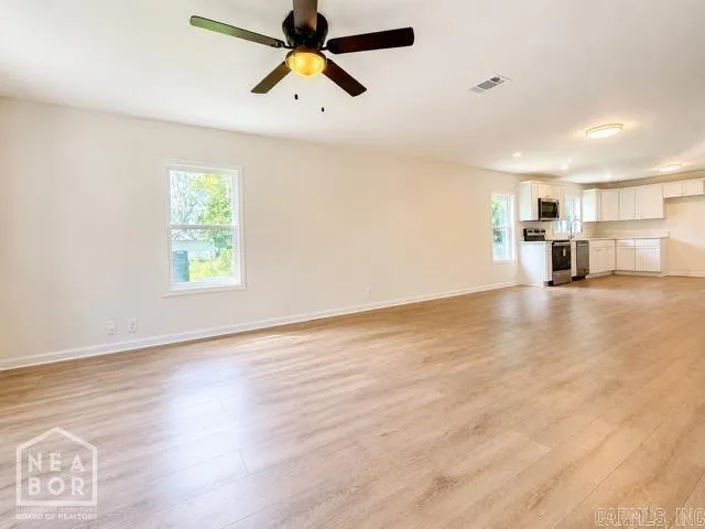 Property at 1006 SE 3rd - Image 5