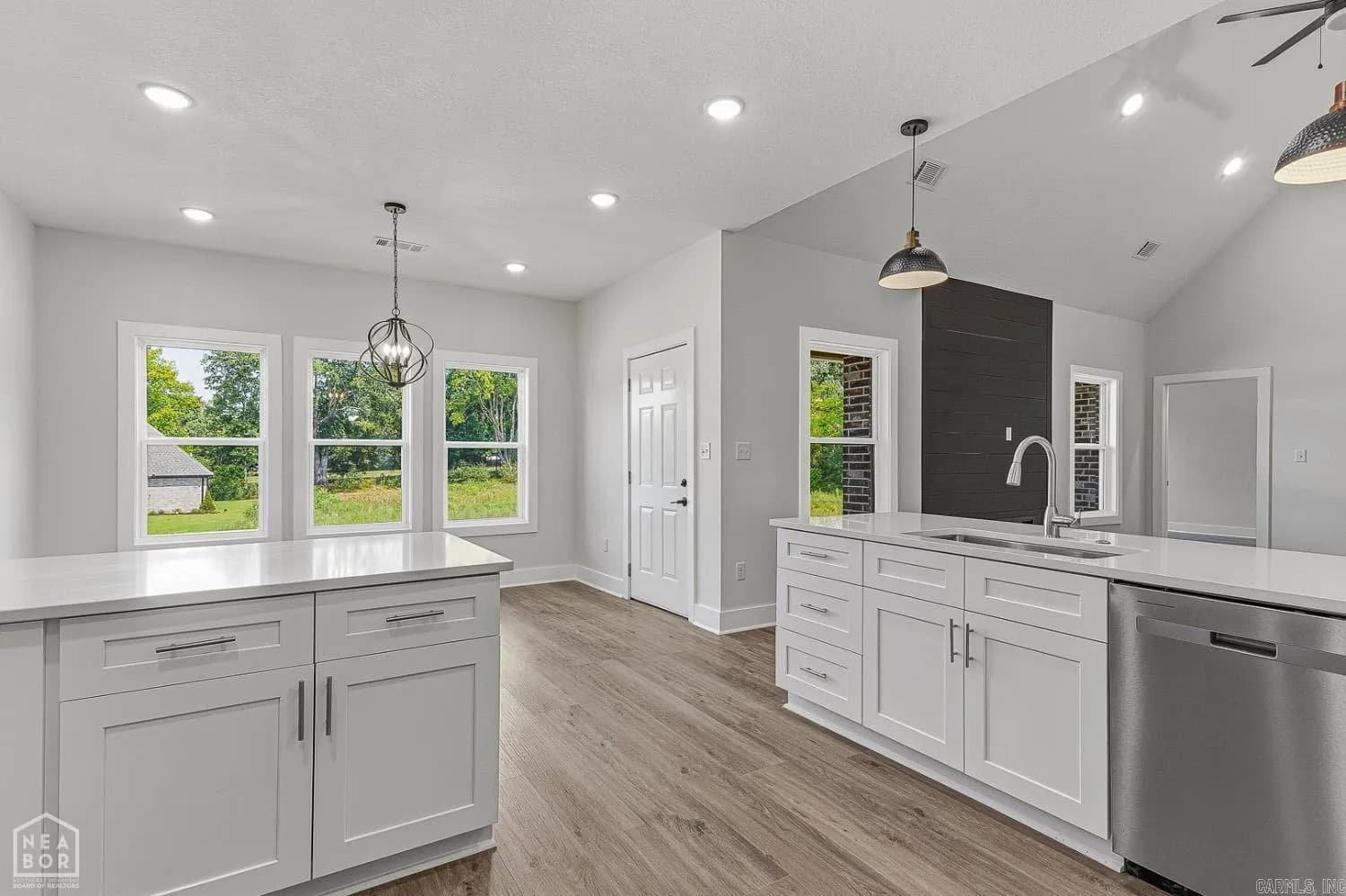 Property at 620  Prospect valley - Image 7